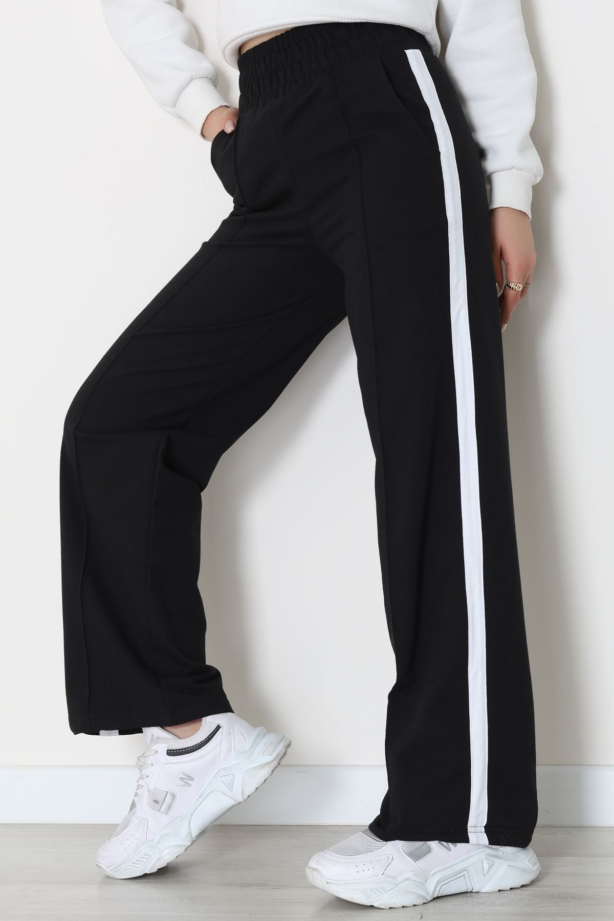 Şeritli 2 İplik Eşofman Altı Siyah - 52103.1005.