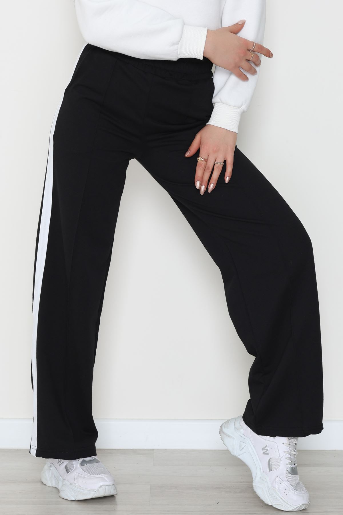 Şeritli 2 İplik Eşofman Altı Siyah - 52103.1005.