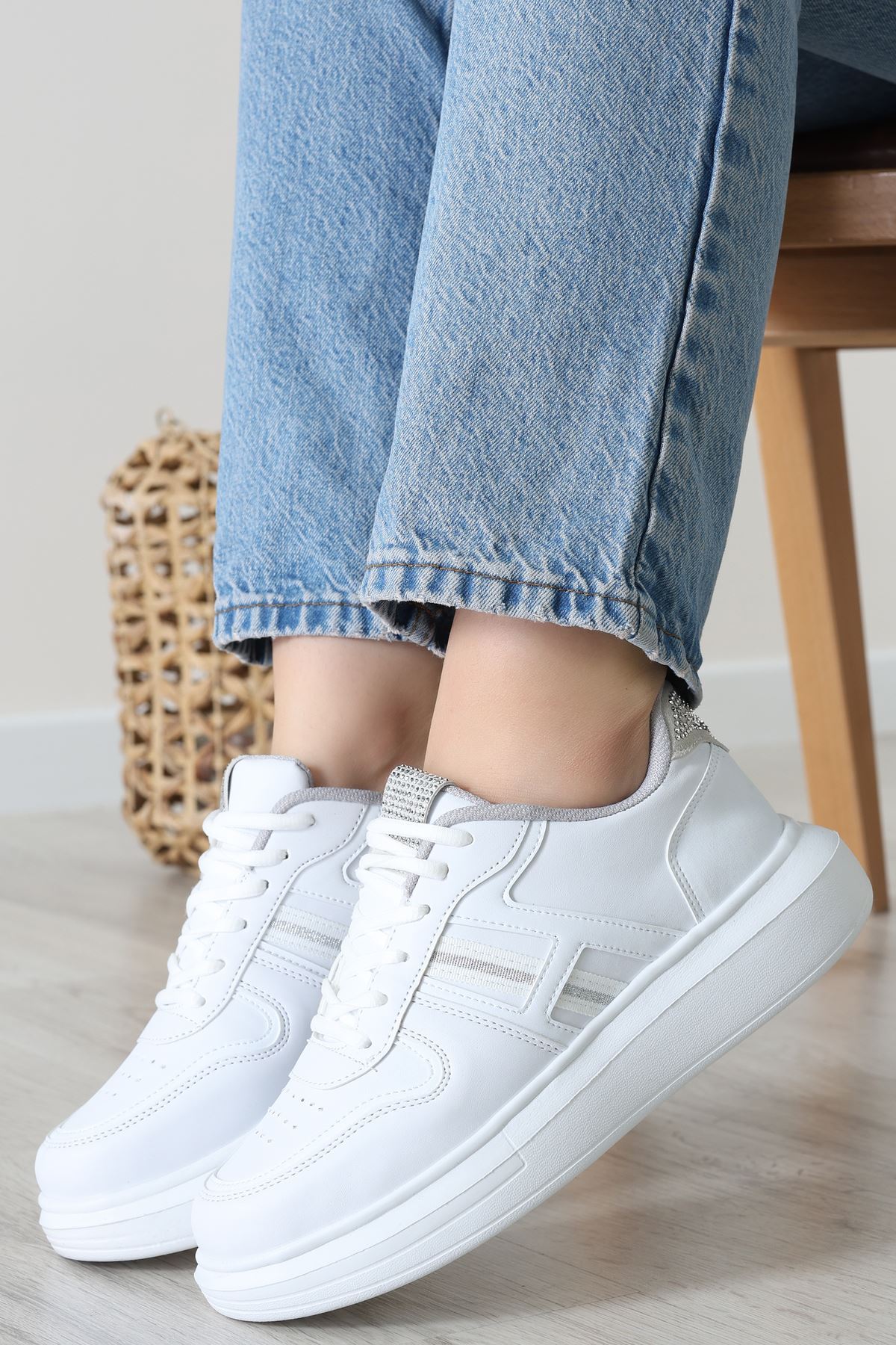 Kalın Taban Günlük Ayakkabı Beyaz - 31758.264.