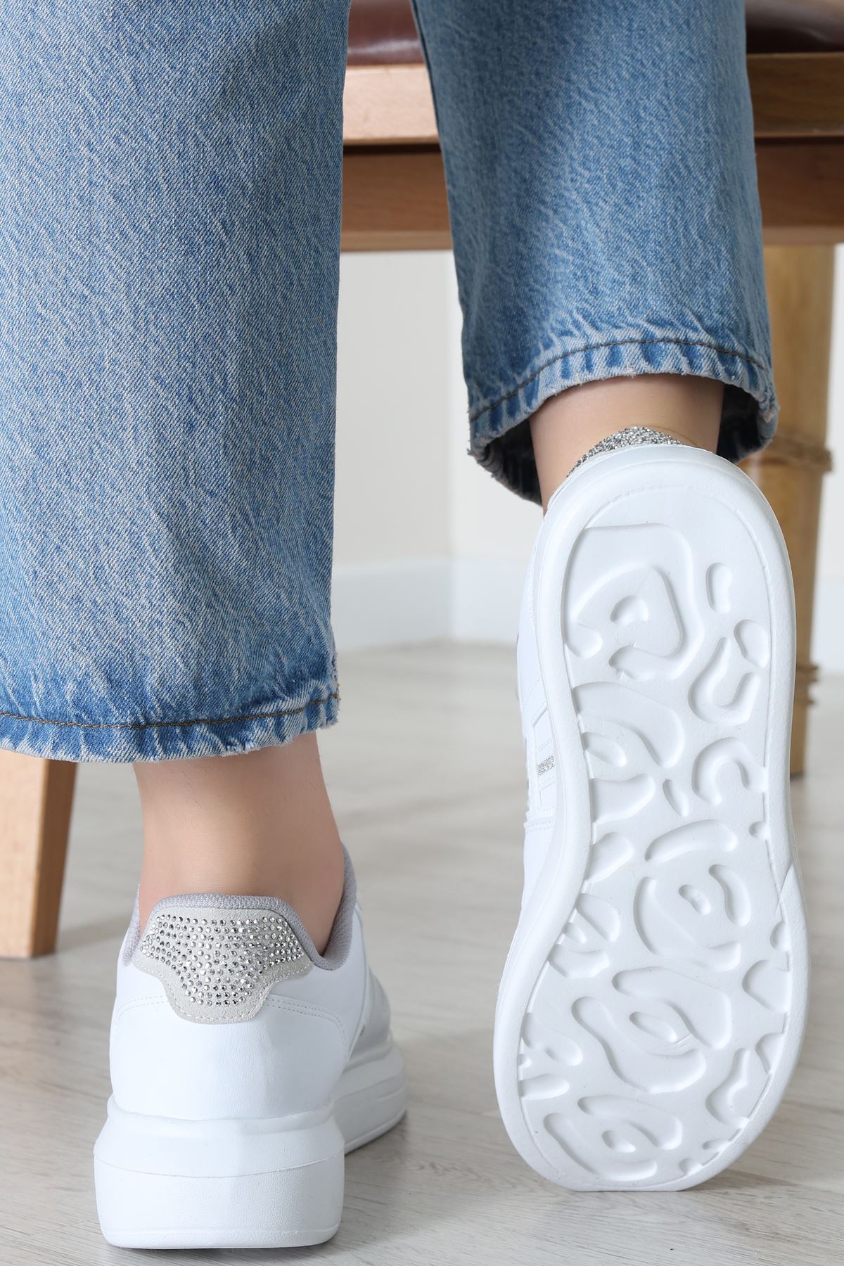 Kalın Taban Günlük Ayakkabı Beyaz - 31758.264.