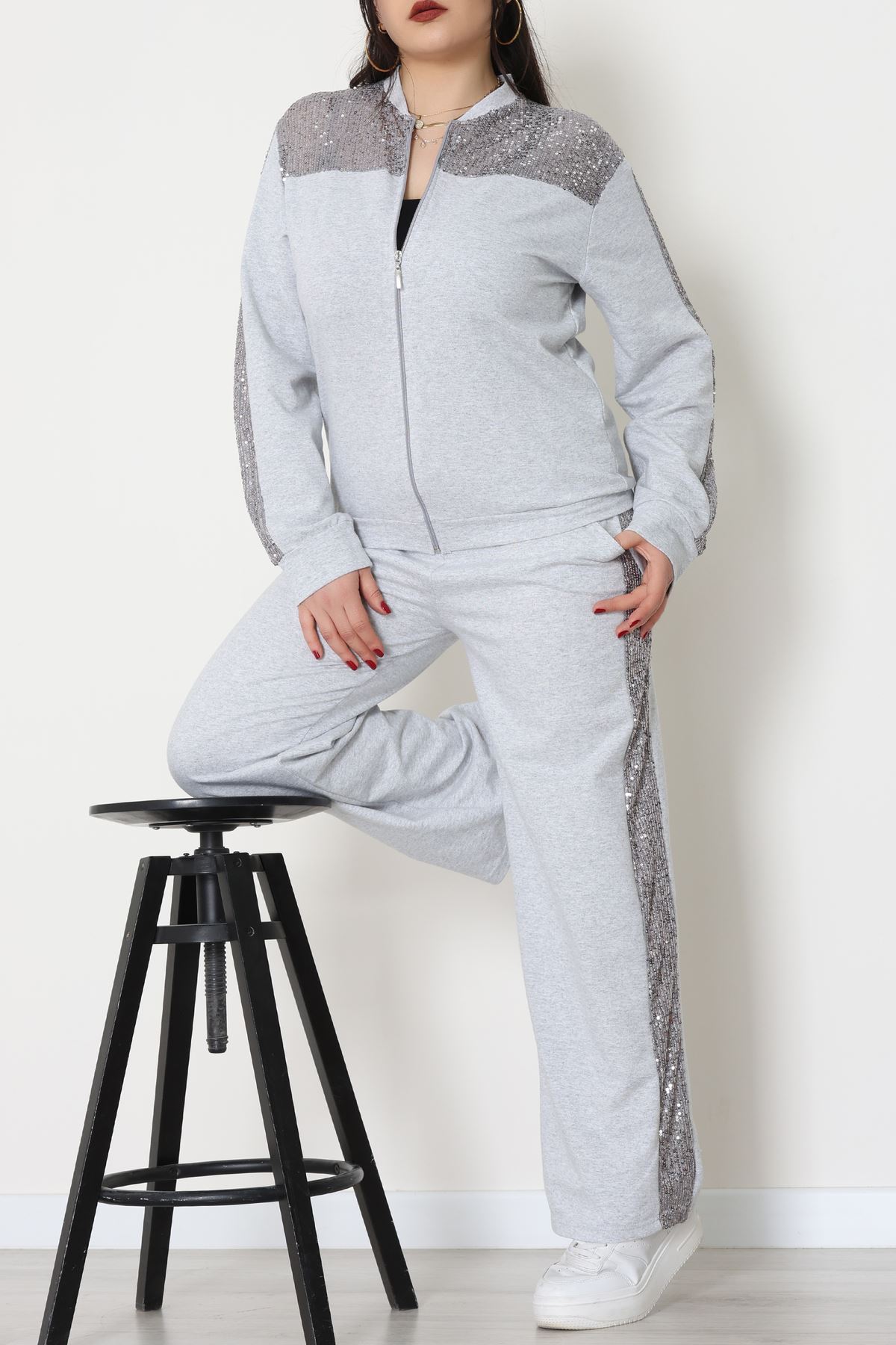 Pul Garnili 2 İplik Büyük Beden Eşofman Takımı Gri - 52108.1567.