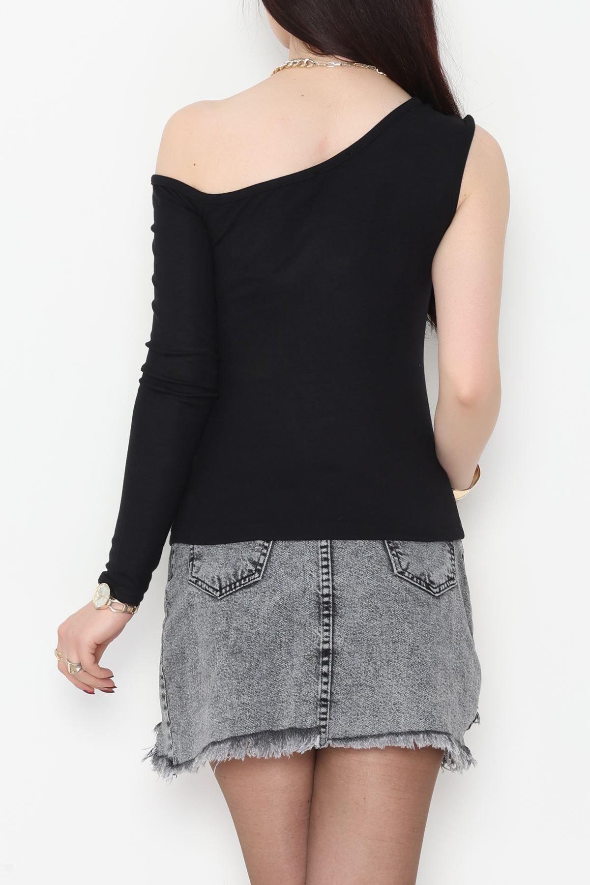 Buzzy Kumaş Tek Omuz Toka Detaylı Bluz Siyah - 1010.2119.