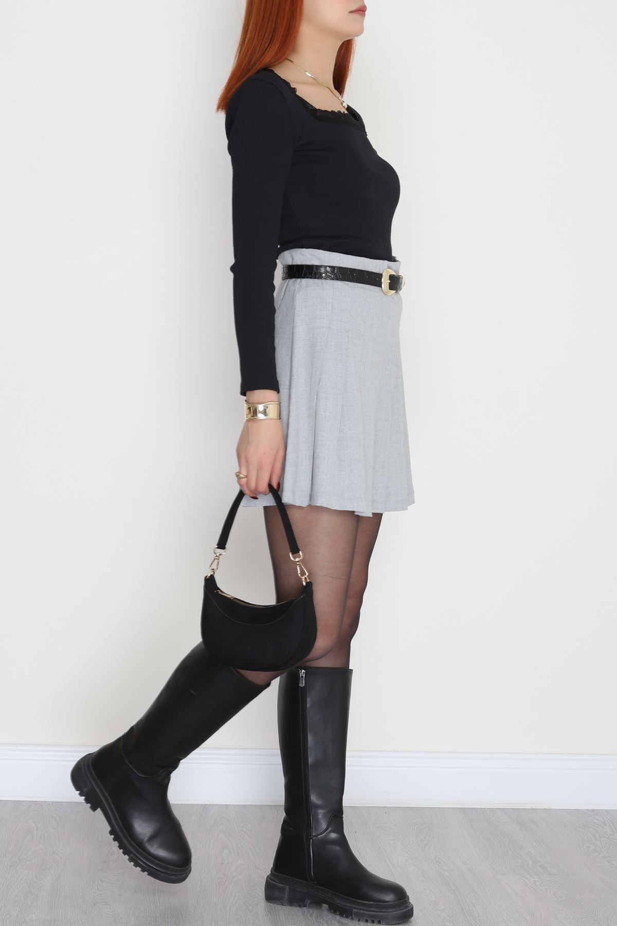 Çerçeve Yaka Dantelli Kaşkorse Body Siyah - 70789.599.