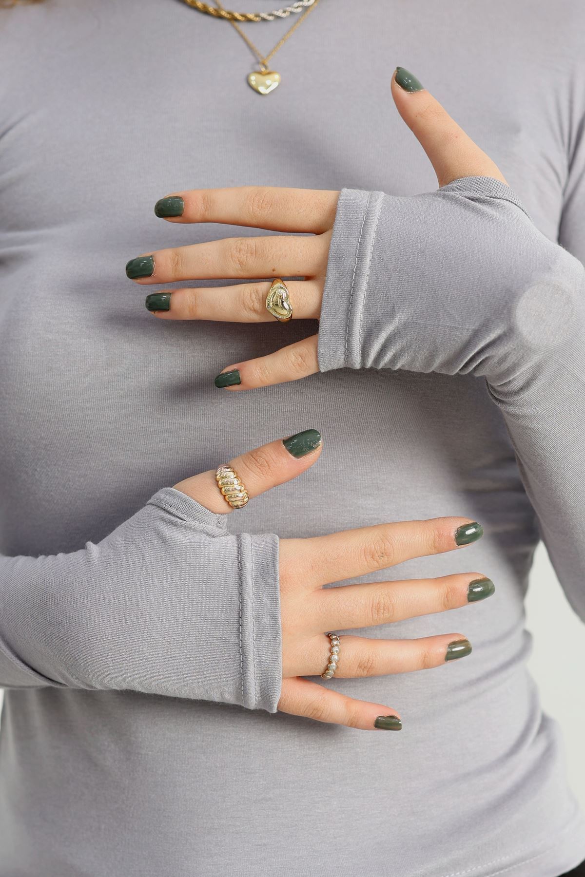 Dik Yaka Parmak Geçmeli Viskon Body Boyalıgri - 40076.599.