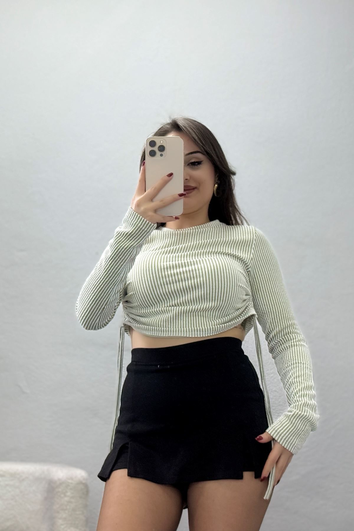 Su Yolu Kumaş Yan Bağlama Detay Bluz Haki - 1018.2119.