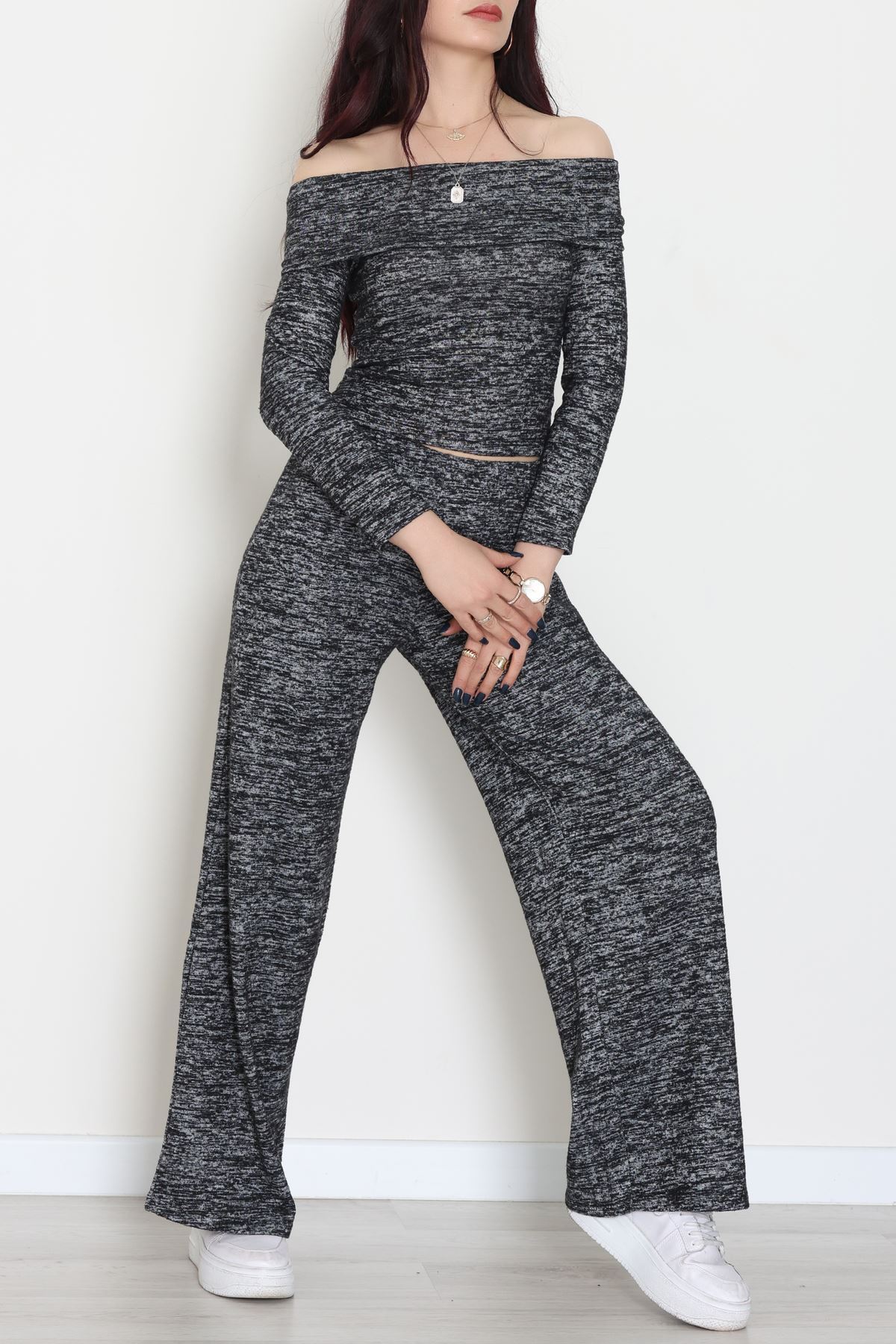 Madonna Yaka Yumoş Kumaş İkili Takım Siyah - 51095.2114.