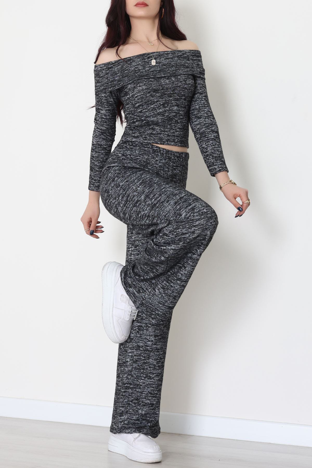 Madonna Yaka Yumoş Kumaş İkili Takım Siyah - 51095.2114.