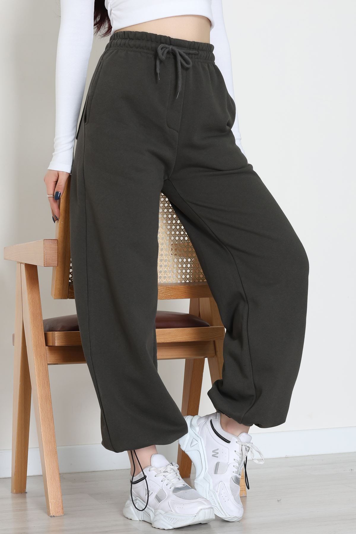 3 İplik Şardonlu Paça Stoperli Eşofman Altı Haki - 52069.2113.