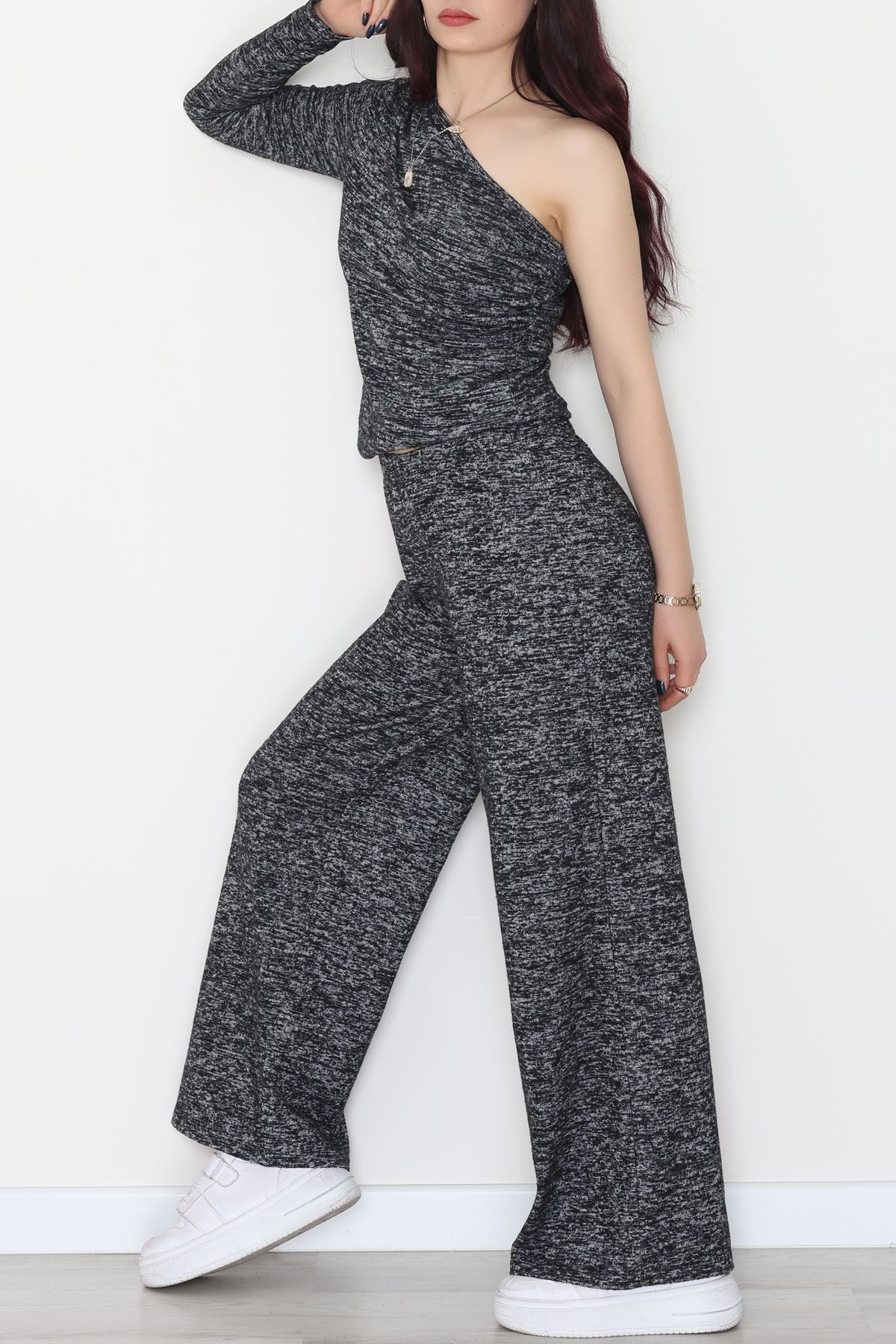 Tek Omuz Yumoş Kumaş İkili Takım Siyah - 51093.2114.