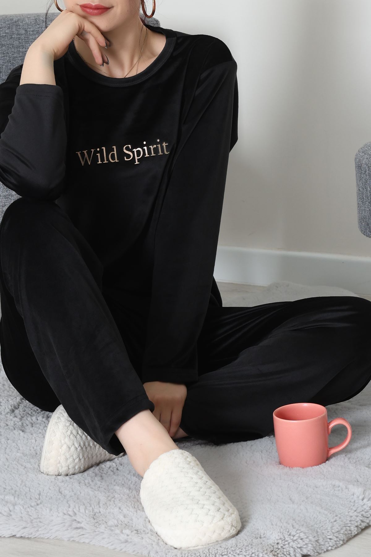 Fransız Kadife Baskılı Takım Siyah - 465.1287.