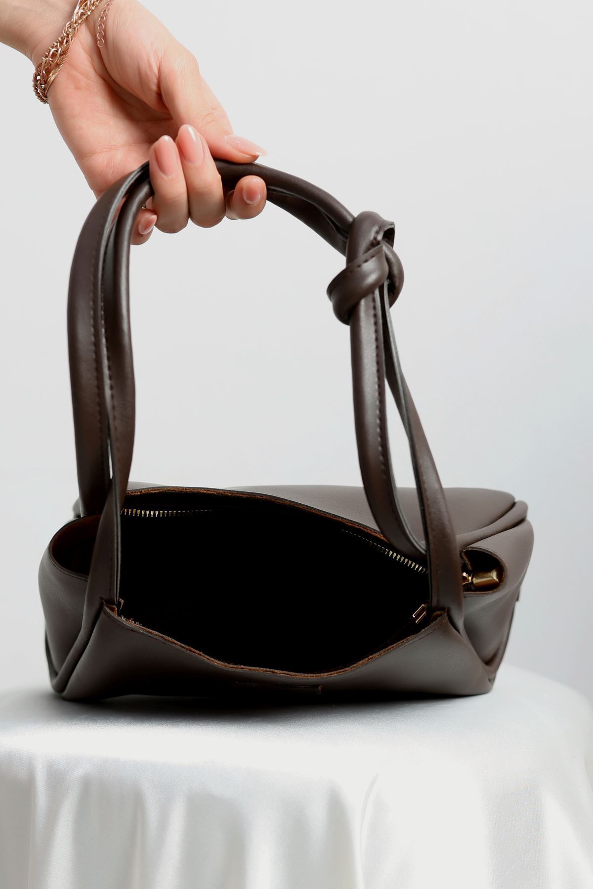 Kol Çantası Kahve - 31220.2063.