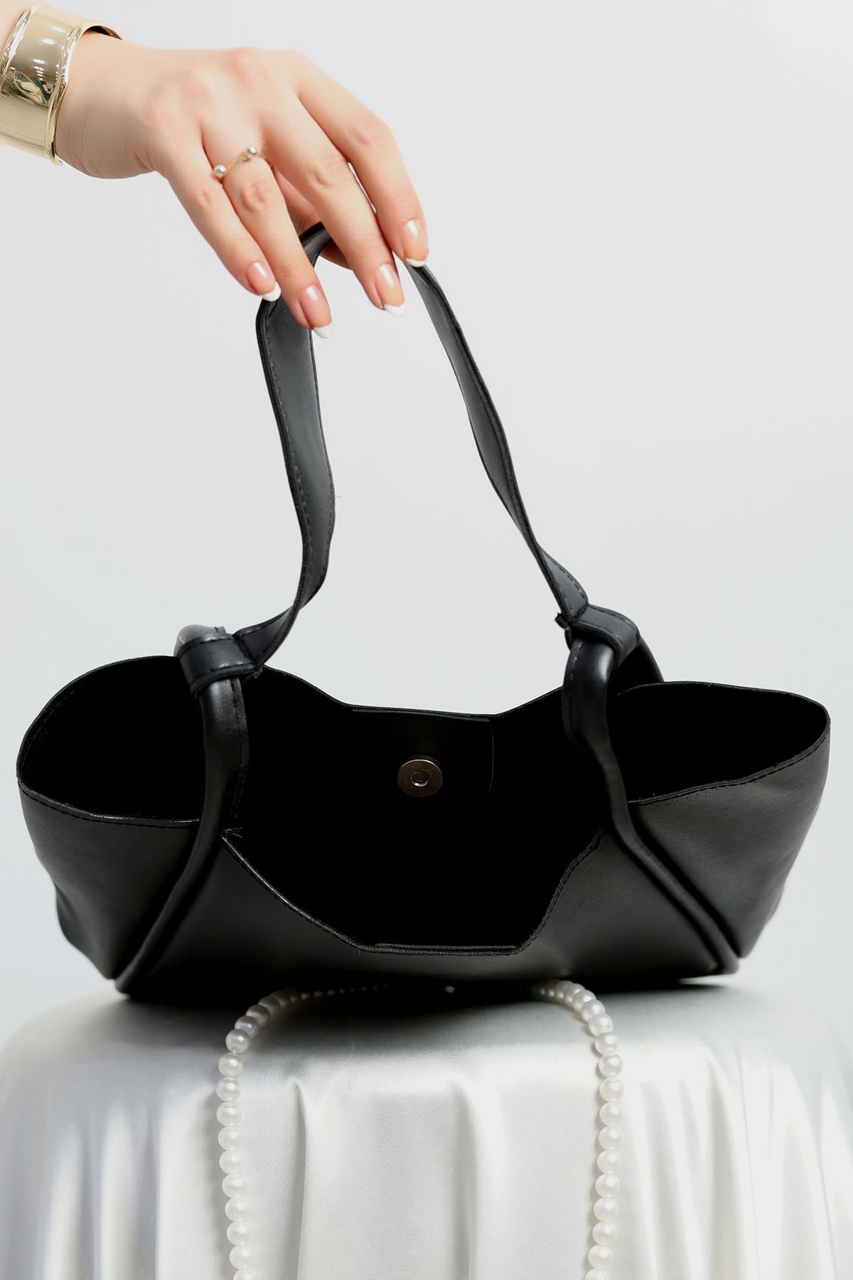 Kol Çantası Siyah - 31225.2063.