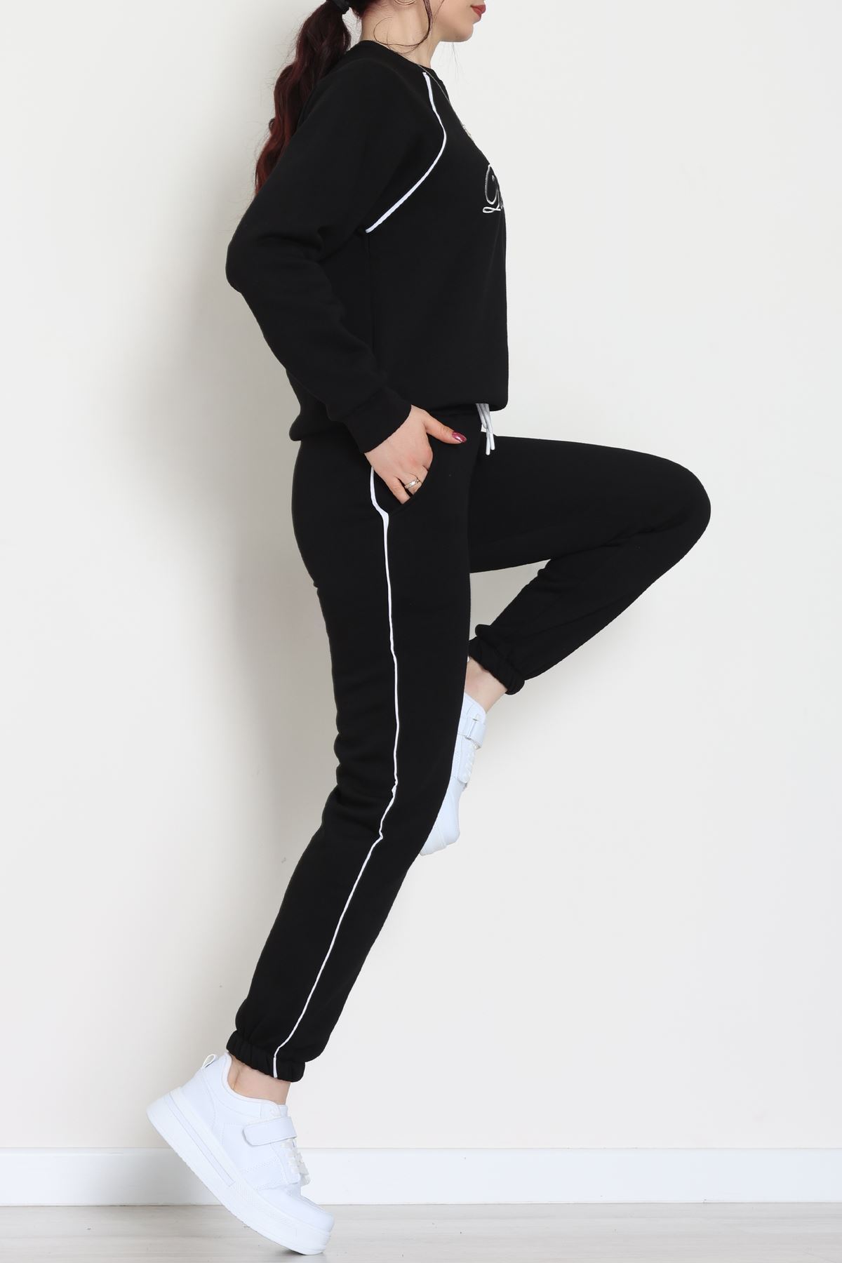 3 İplik Nakışlı Eşofman Takım Siyah - 52137.1735.