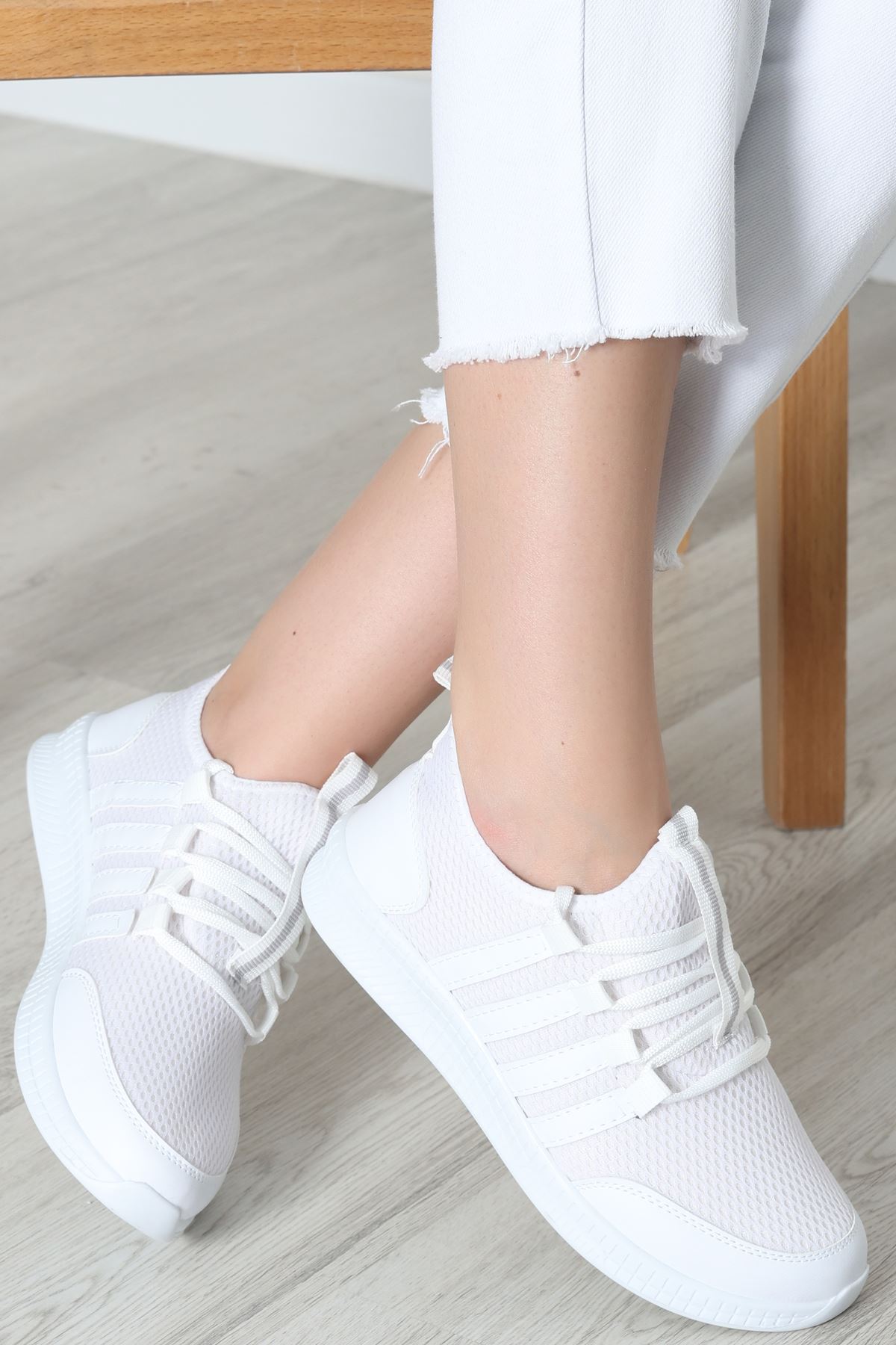 Günlük Spor Ayakkabı Beyaz3 - 30305.264.