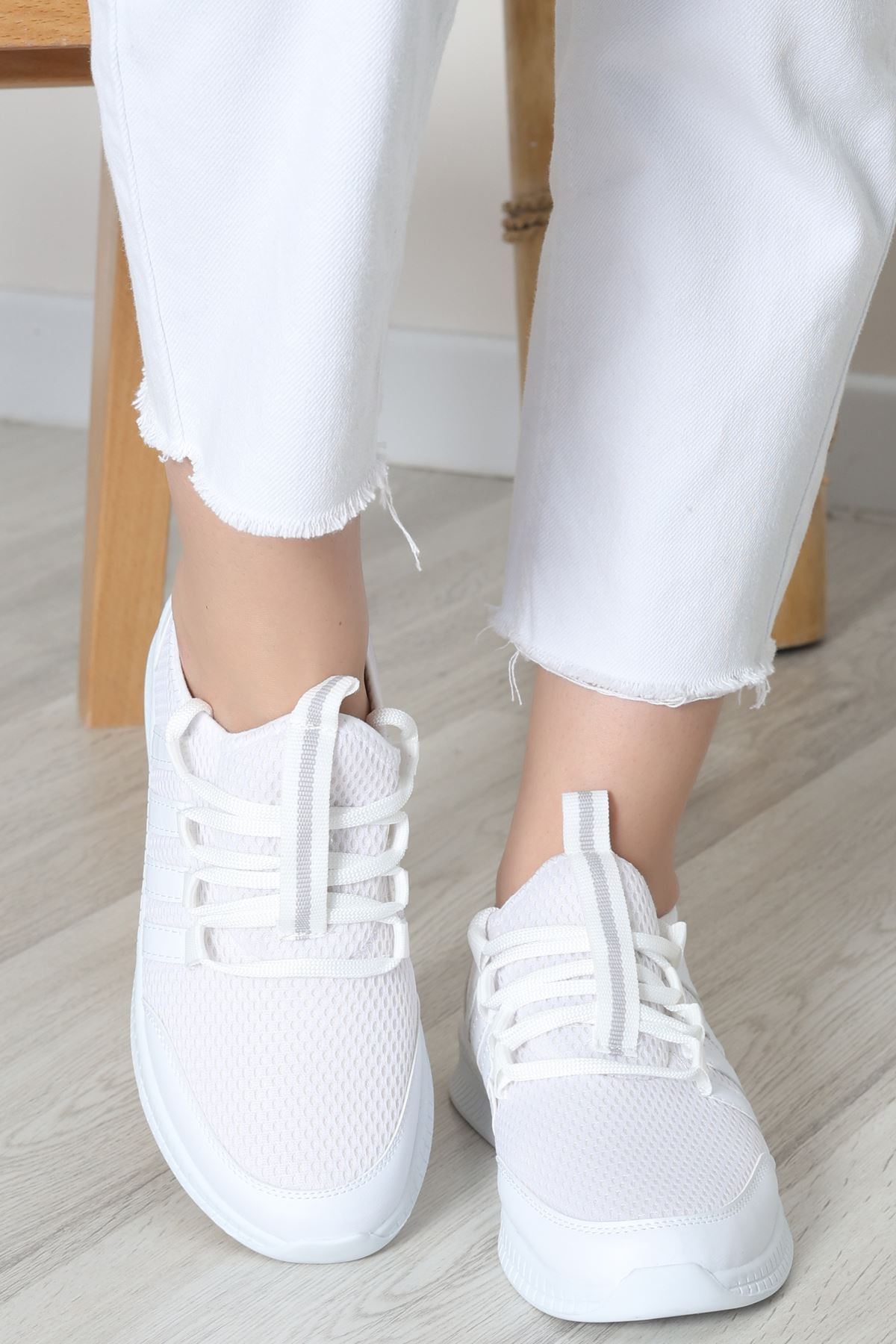 Günlük Spor Ayakkabı Beyaz3 - 30305.264.