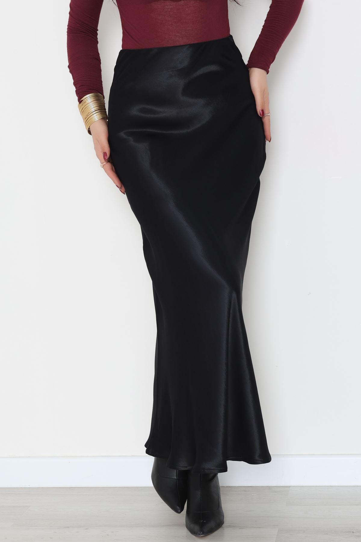 Beli Lastikli Verev Kesim Saten Etek Siyah - 51242.2077.