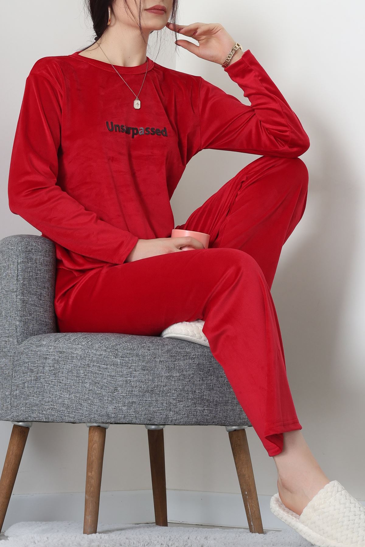 Fransız Kadife Baskılı Takım Kırmızı - 465.1287.