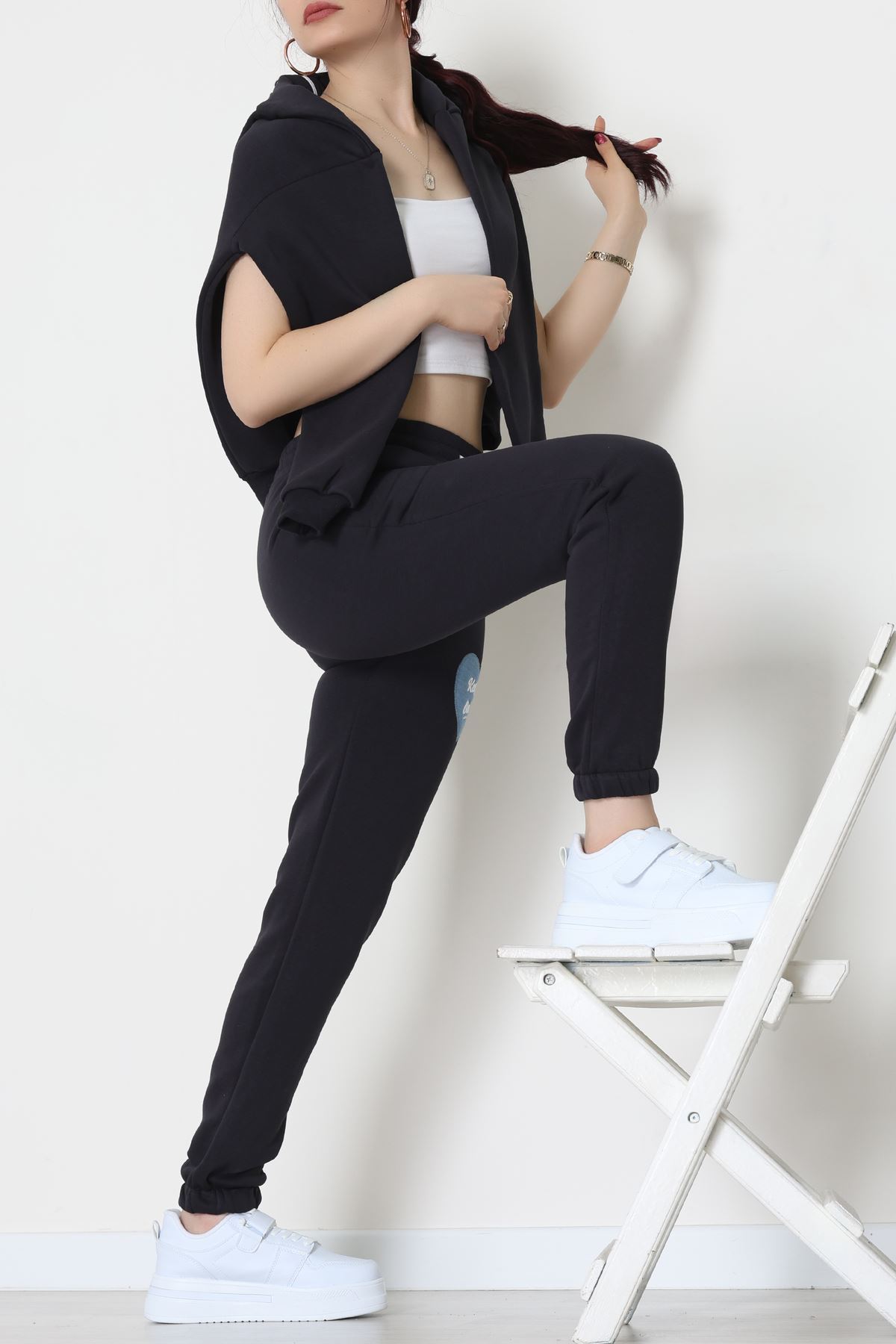 3 İplik Şardonlu Nakışlı Eşofman Takımı Siyah1 - 52139.1735.