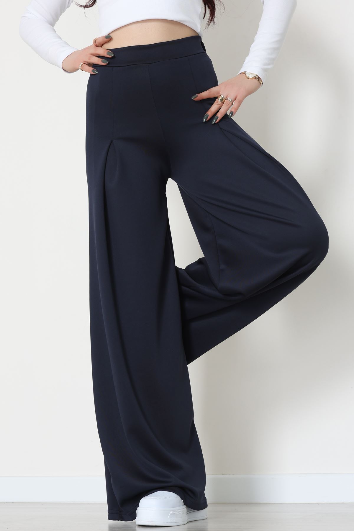 Double Krep Kumaş Önden Pileli Pantolon Lacivert - 42784.1567.