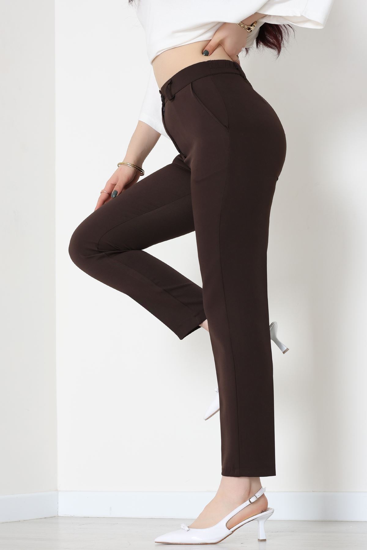 Double Kumaş Bel Lastikli Pantolon Kahverengi - 51112.1920.