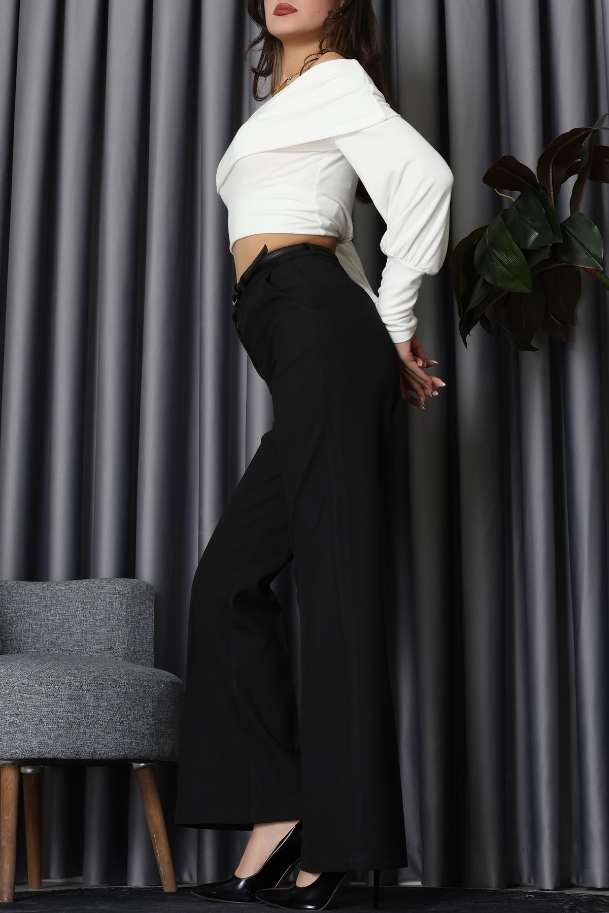 Kemerli Pantolon Siyah - 42825.2002.