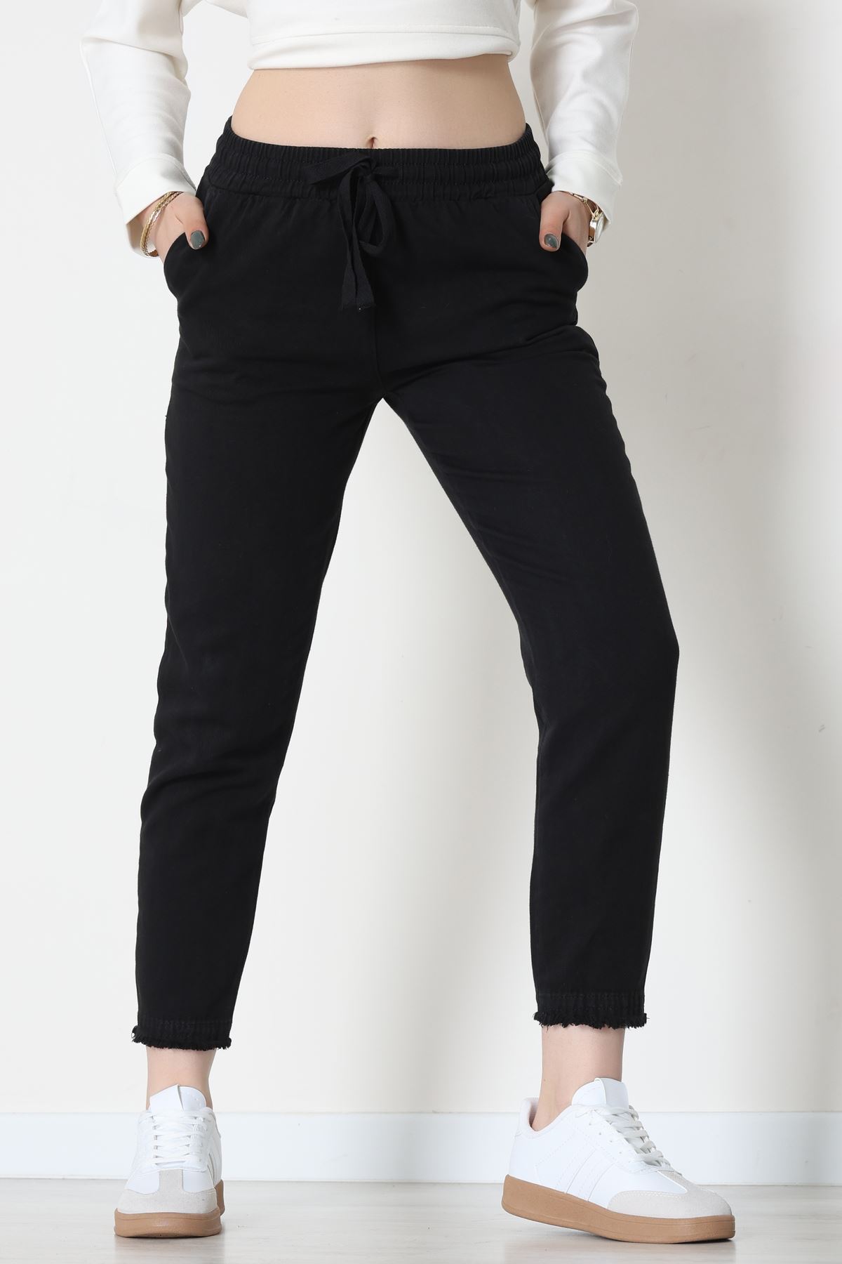 Gabardin Beli Lastlikli Pantolon Siyah - 51249.1347.