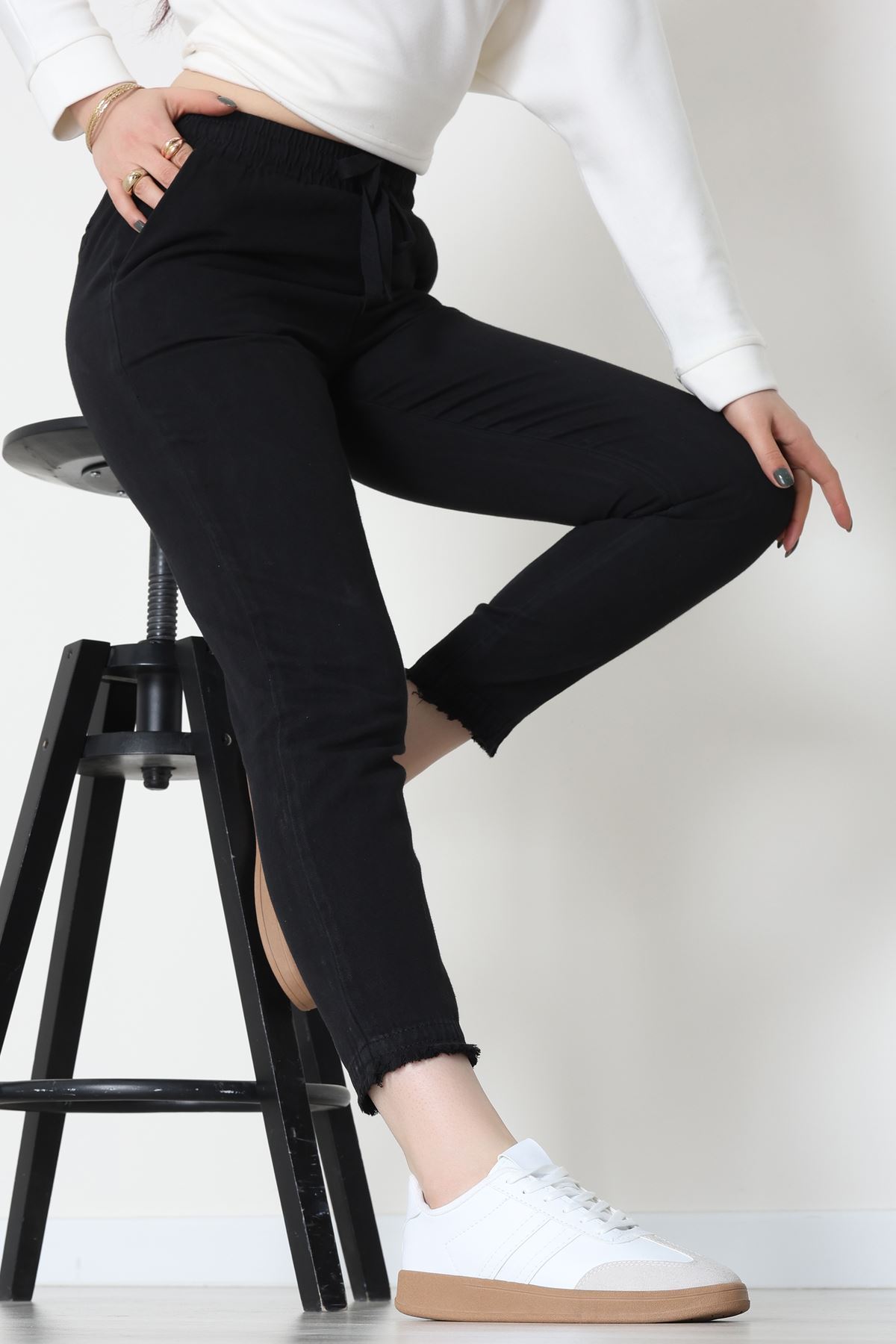 Gabardin Beli Lastlikli Pantolon Siyah - 51249.1347.