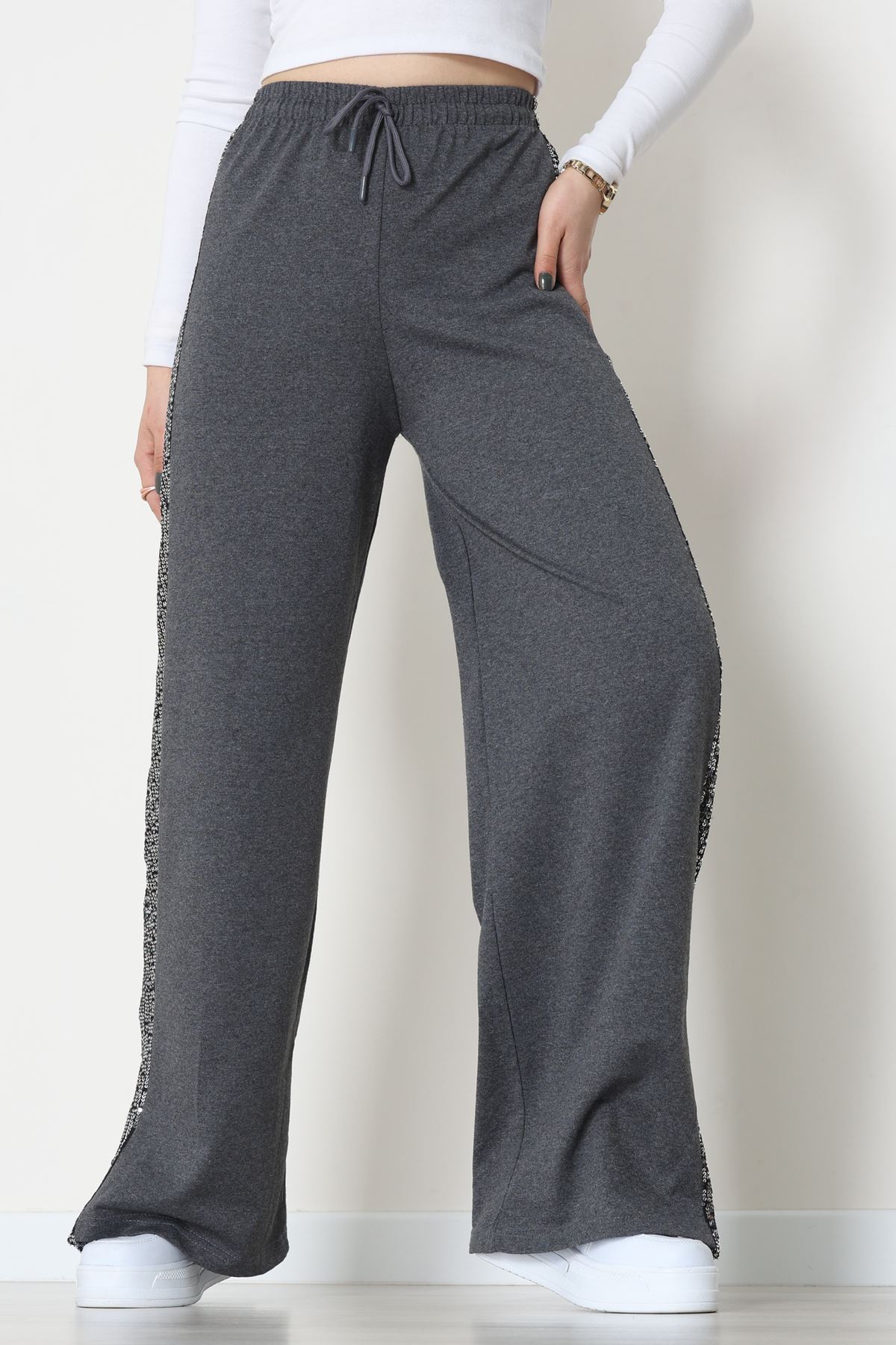 2 İplik Pul Detaylı Eşofman Altı Füme - 52110.1857.