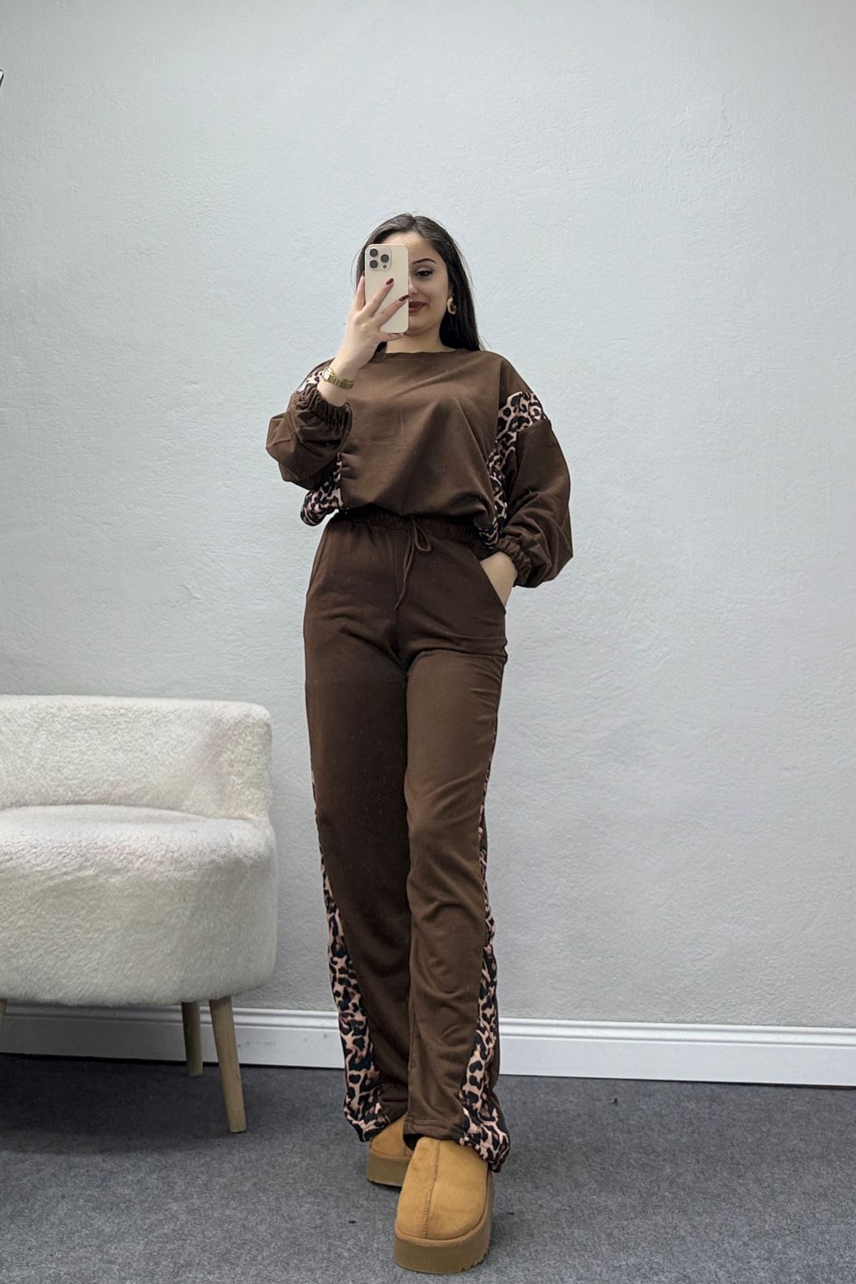 2 İplik Leopar Detaylı Eşofman Takımı Koyukahve - 55028.1005.