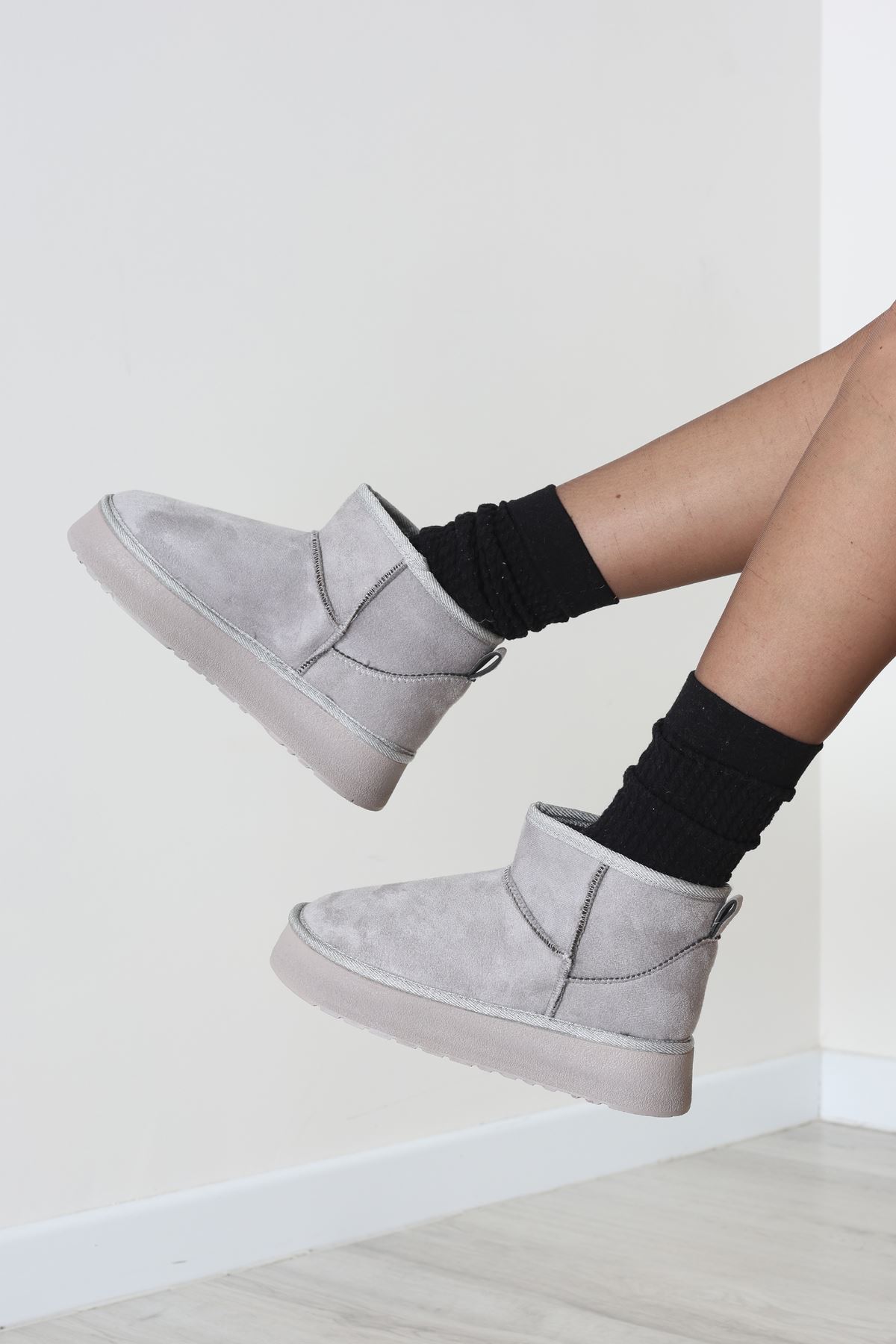 Yüksek Taban İçi Kürklü Bot Gri - 31467.264.