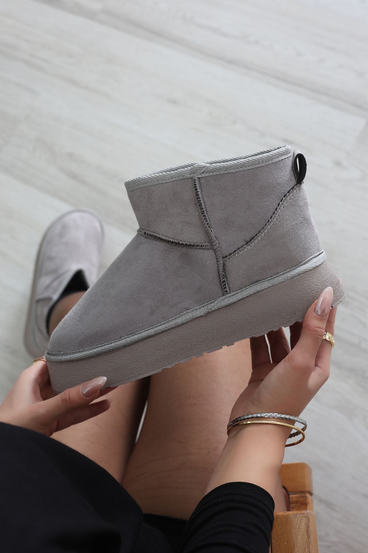 Yüksek Taban İçi Kürklü Bot Gri - 31467.264.