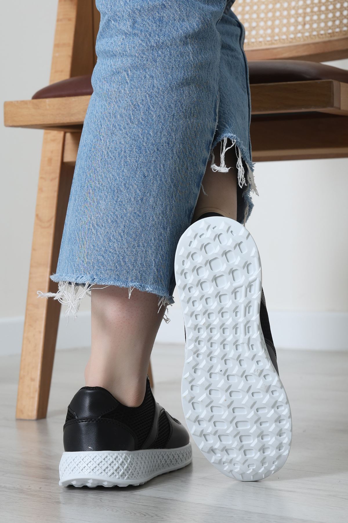 Spor Günlük Ayakkabı Siyahbeyaz - 31819.264.