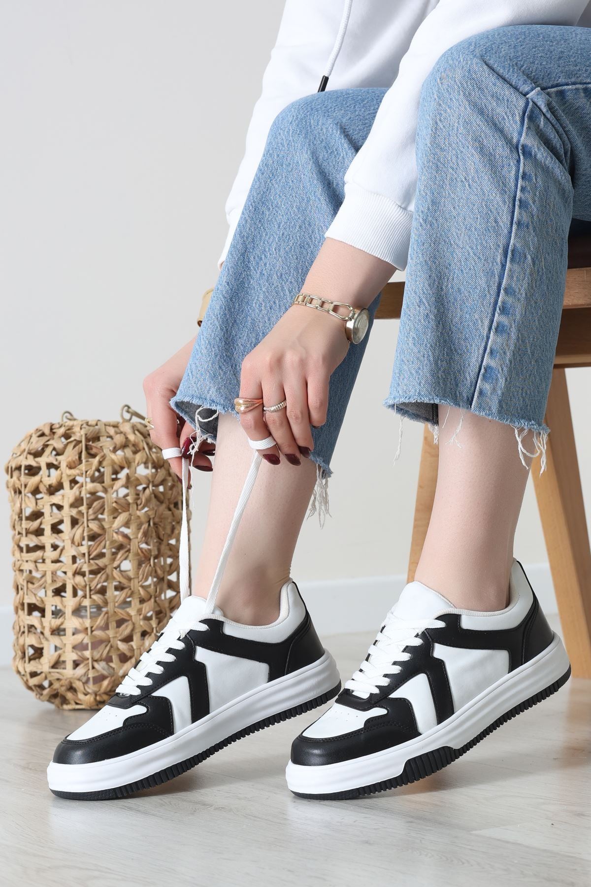 Spor Günlük Ayakkabı Siyahbeyaz - 31825.264.