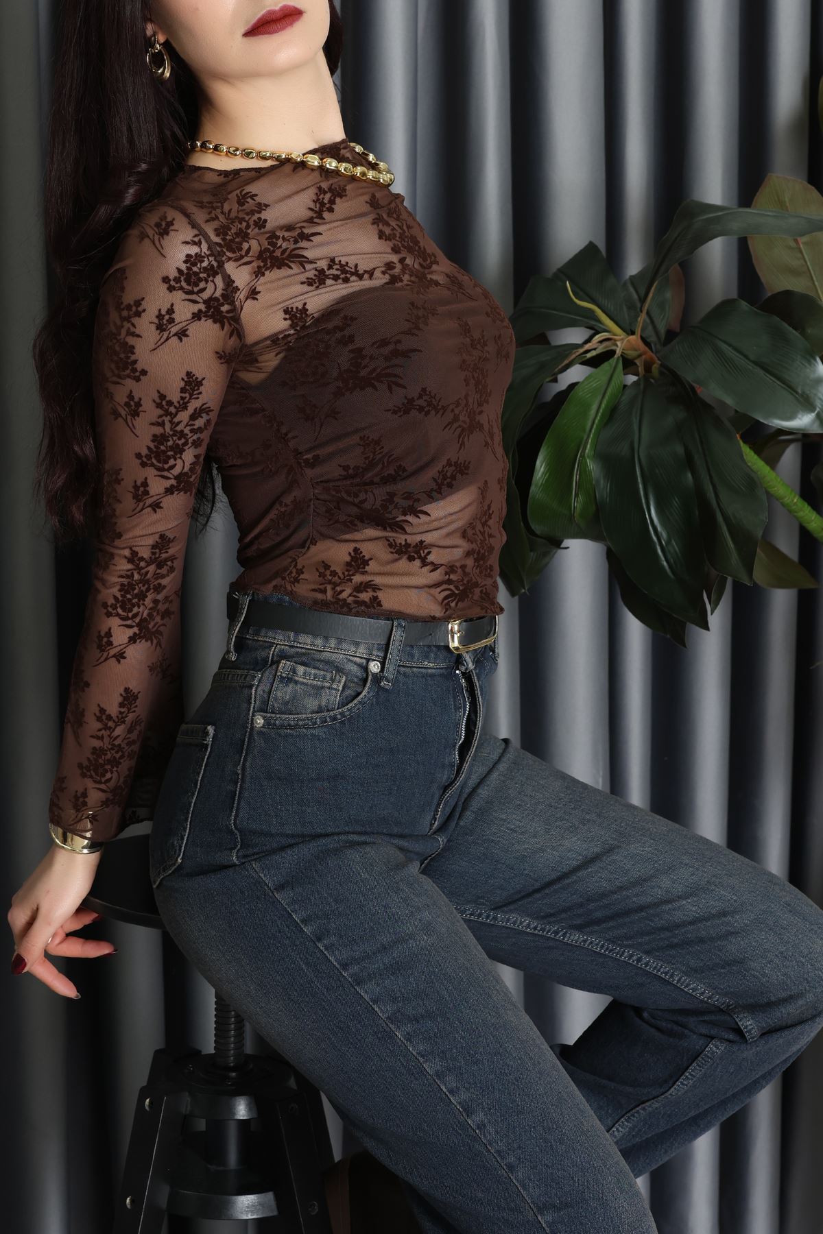 Transparan Şifon Kayık Yaka Bluz Kahve - 70847.2078.