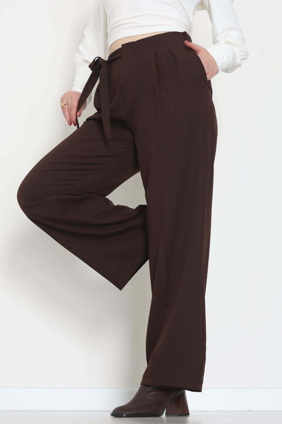 Yan Bağlama Detaylı Dabıl Kumaş Pantolon Kahve - 51611.683.