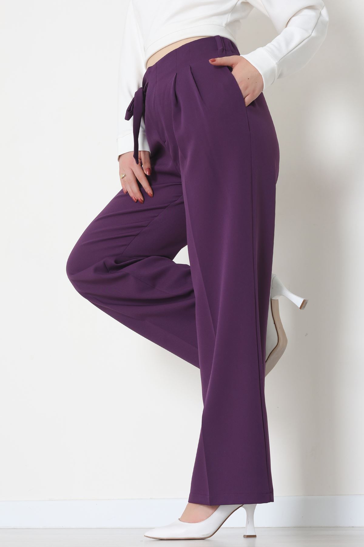 Yan Bağlama Detaylı Dabıl Kumaş Pantolon Mor - 51611.683.