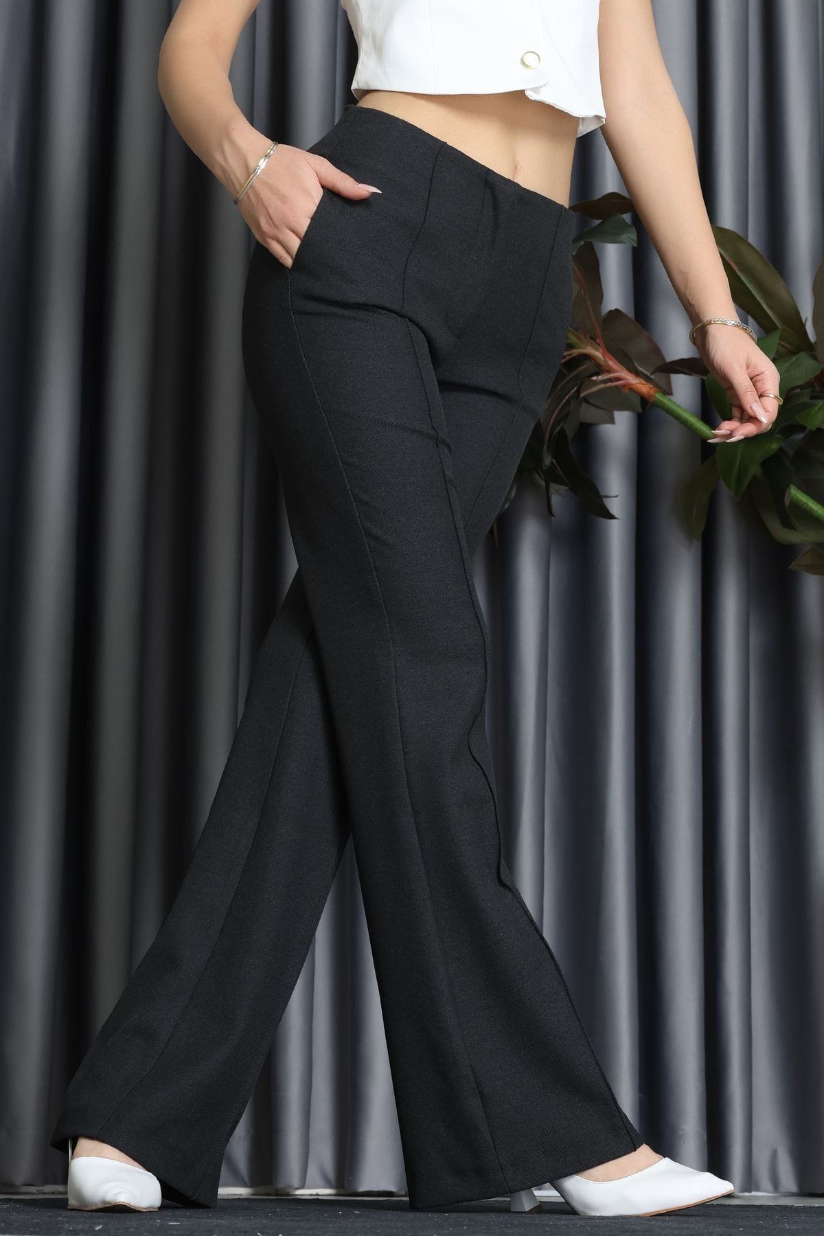 Nervürlü Pantolon Siyah - 31584.444.