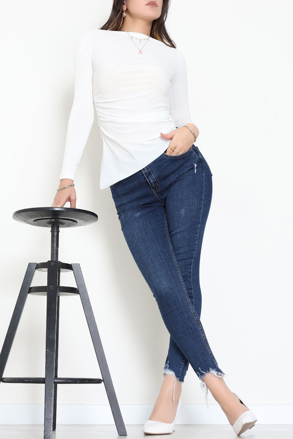 Sandy Yandan Drapeli Asimetrik Bluz Ekru - 42801.1949.