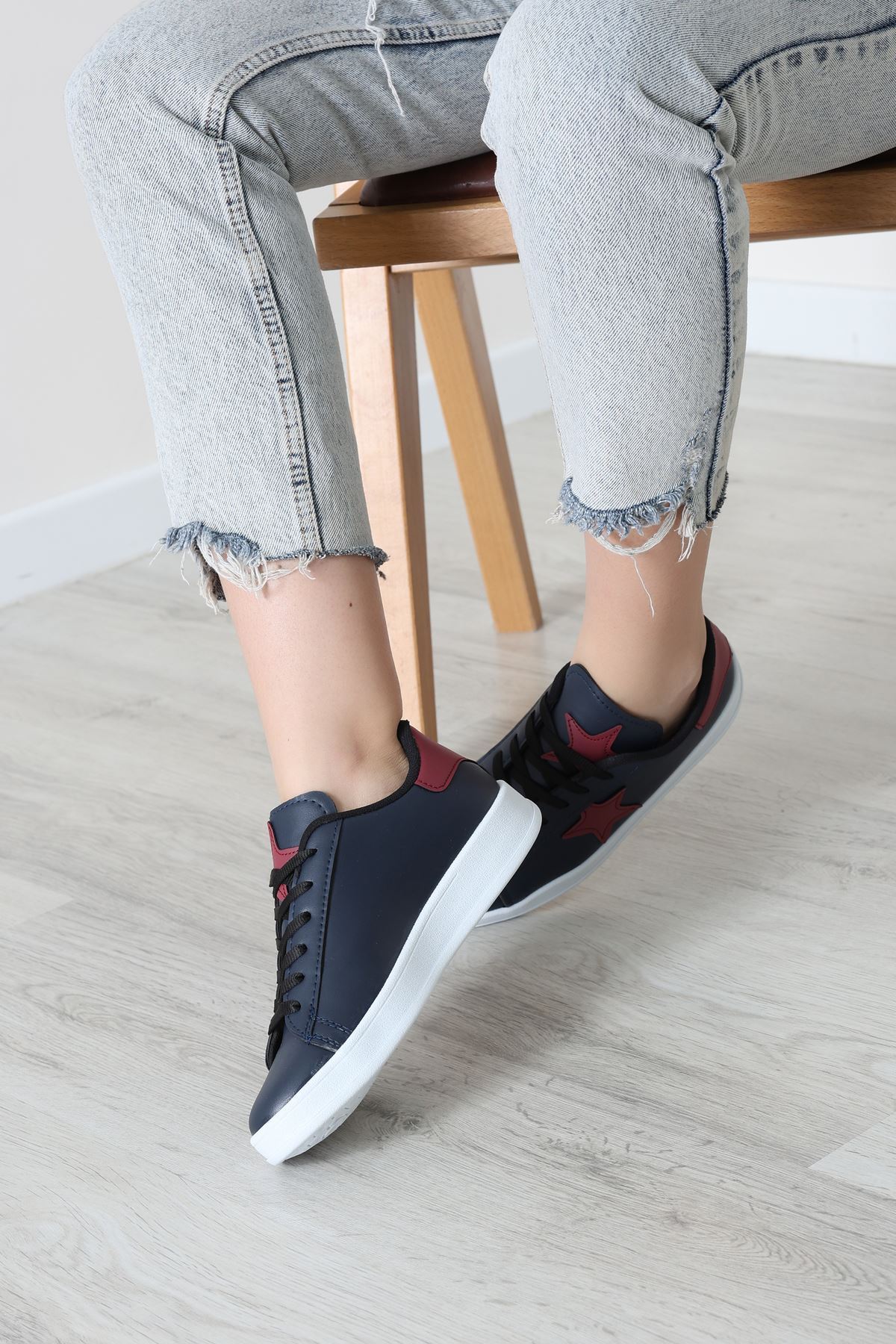 Yıldızlı Spor Ayakkabı Lacivertbordo - 31295.264.