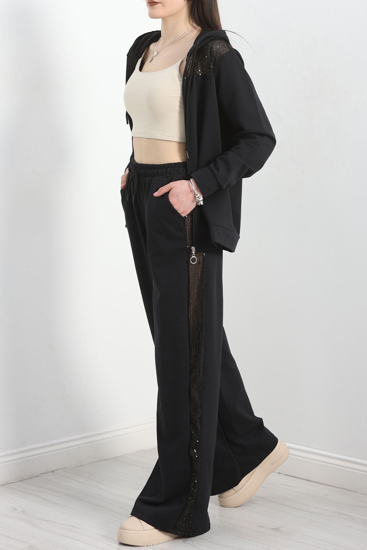 Pul İşlemeli 2 İplik Eşofman Takımı Siyah - 40016.1857.