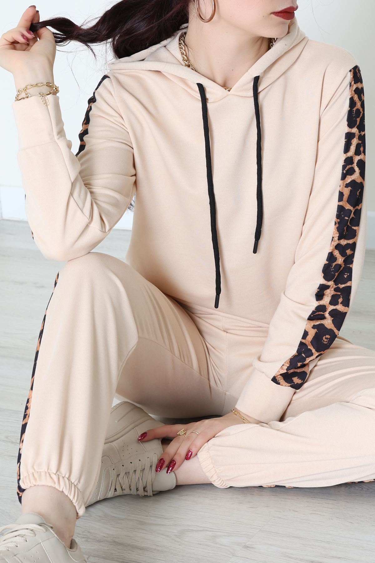 Leopar Garnili Eşofman Takım Bej - 20112.1857.