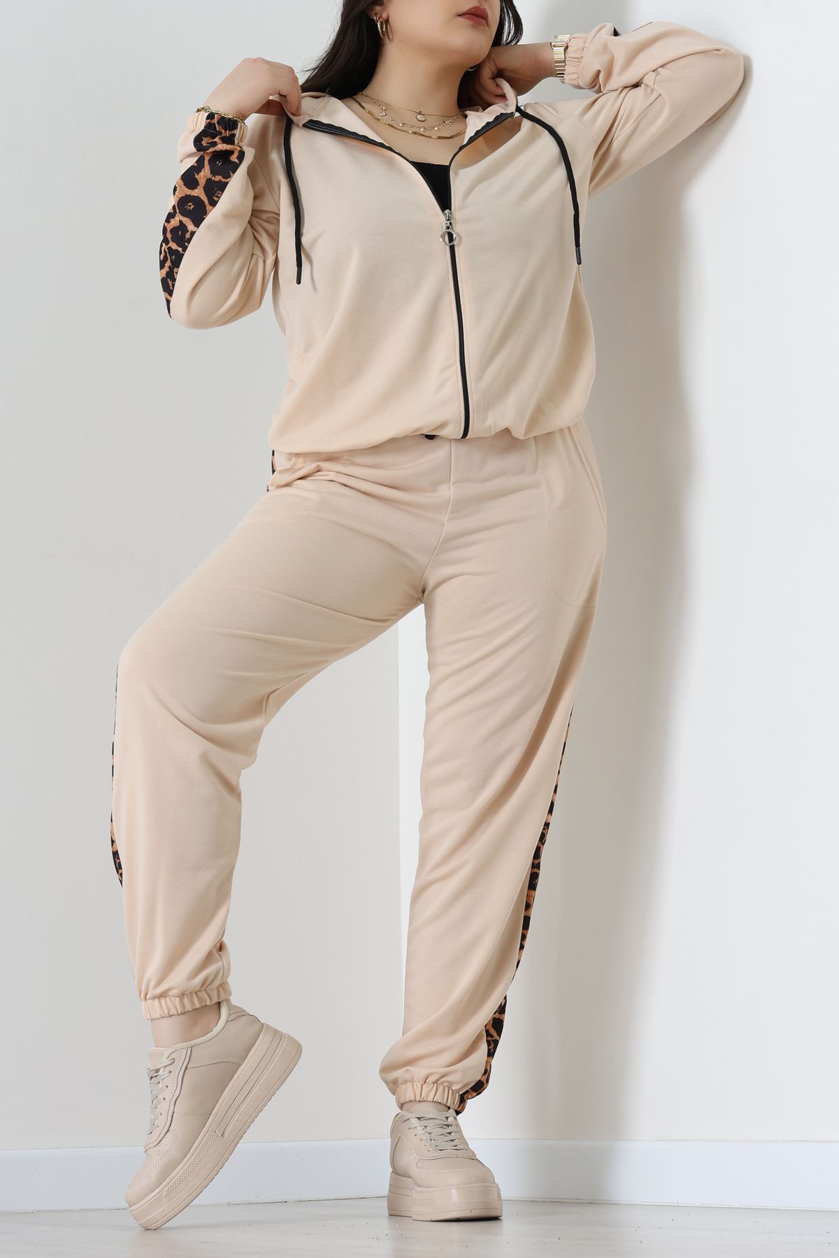 Şeritli 2 İplik Büyük Beden Eşofman Takımı Bej - 50806.1857.