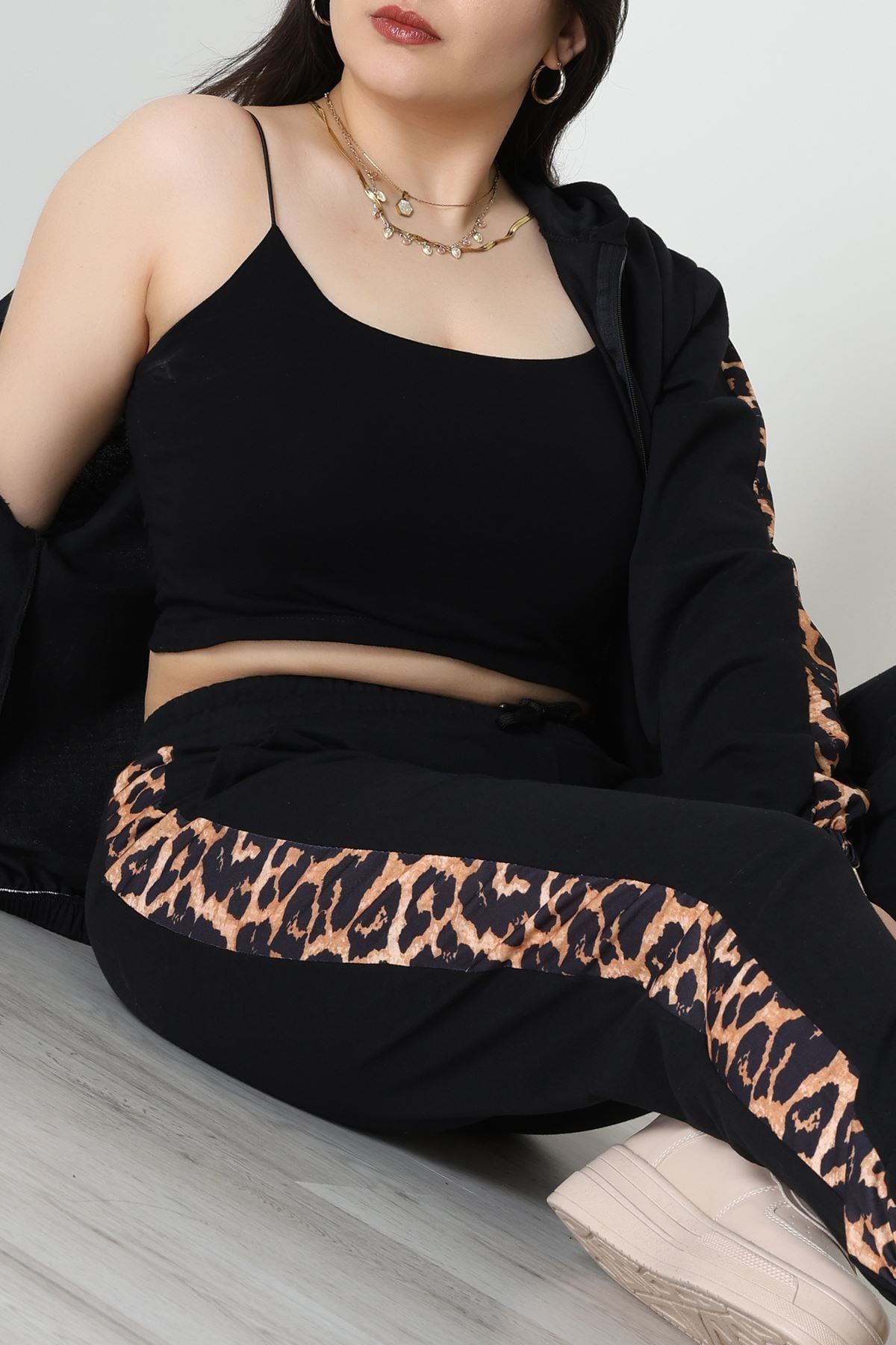 Şeritli 2 İplik Büyük Beden Eşofman Takımı Siyah - 50806.1857.