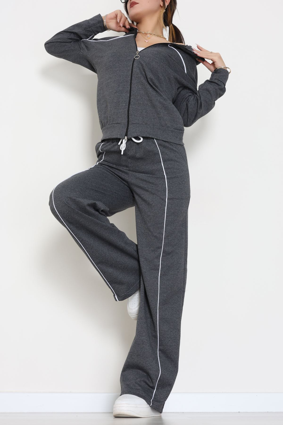 Biyeli Dik Yaka 2 İplik Eşofman Takımı Füme - 40030.1857.