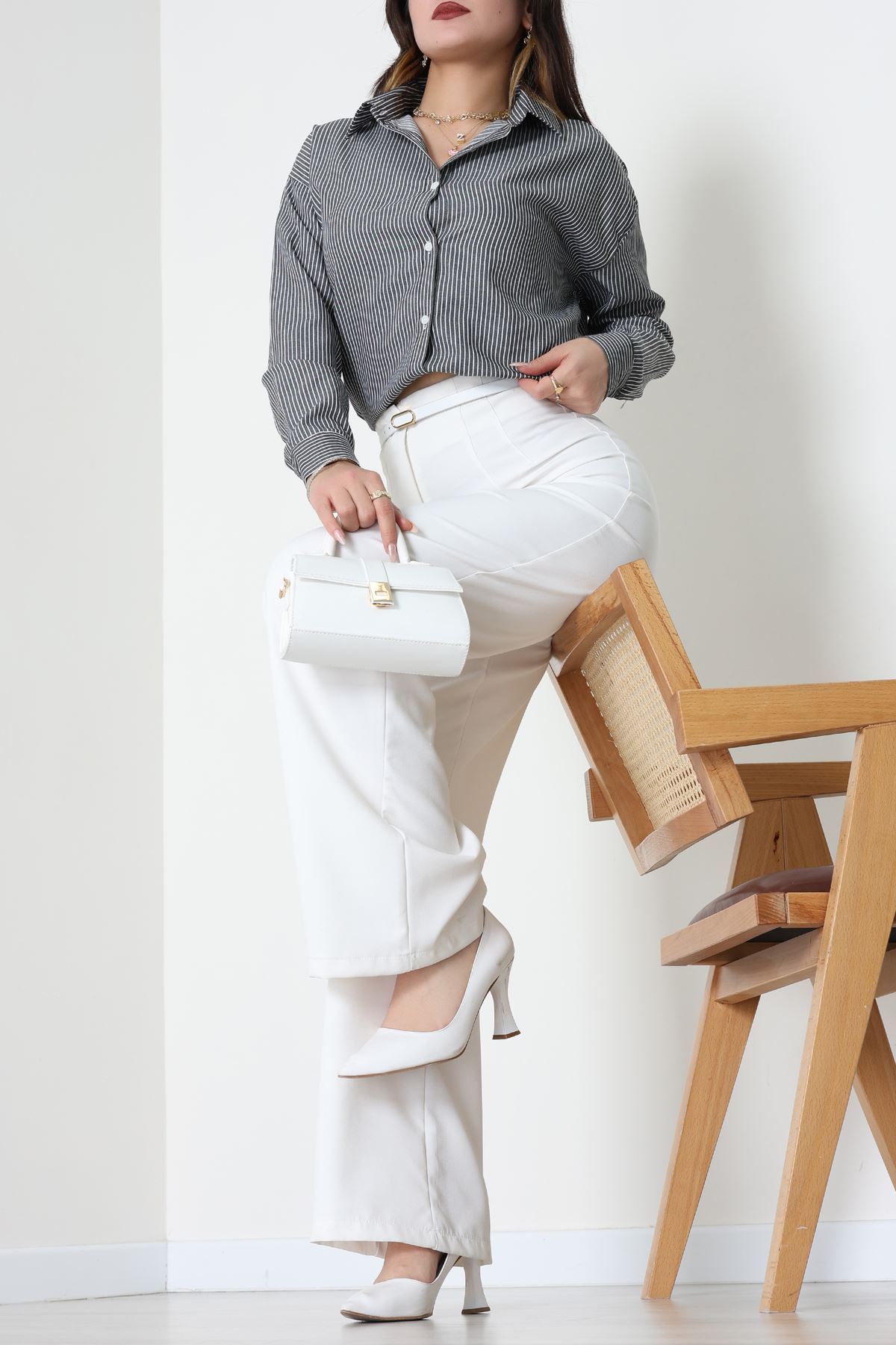 Pamuk Polyester Çizgili Oversize Gömlek Füme - 51052.147.