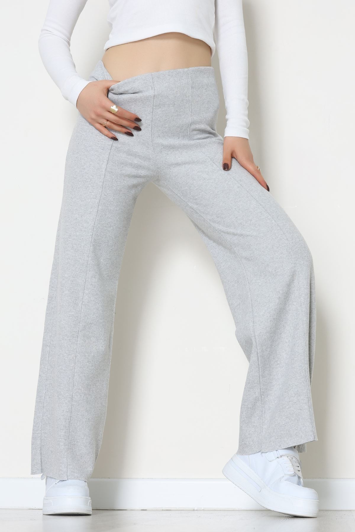Selanik Kumaş Bel Lastikli Çımalı Pantolon Gri - 51226.1567.