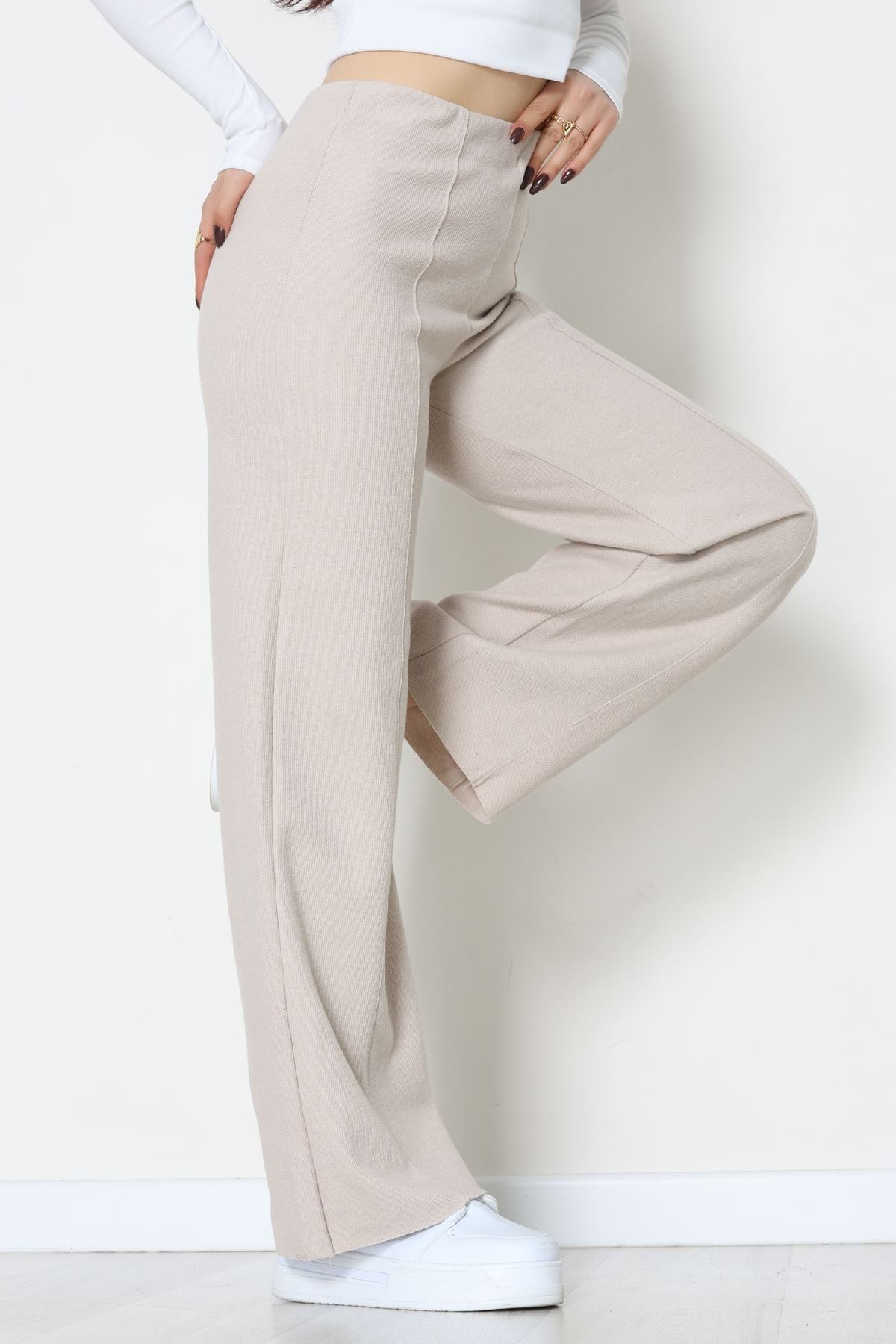 Selanik Kumaş Bel Lastikli Çımalı Pantolon Bej - 51226.1567.