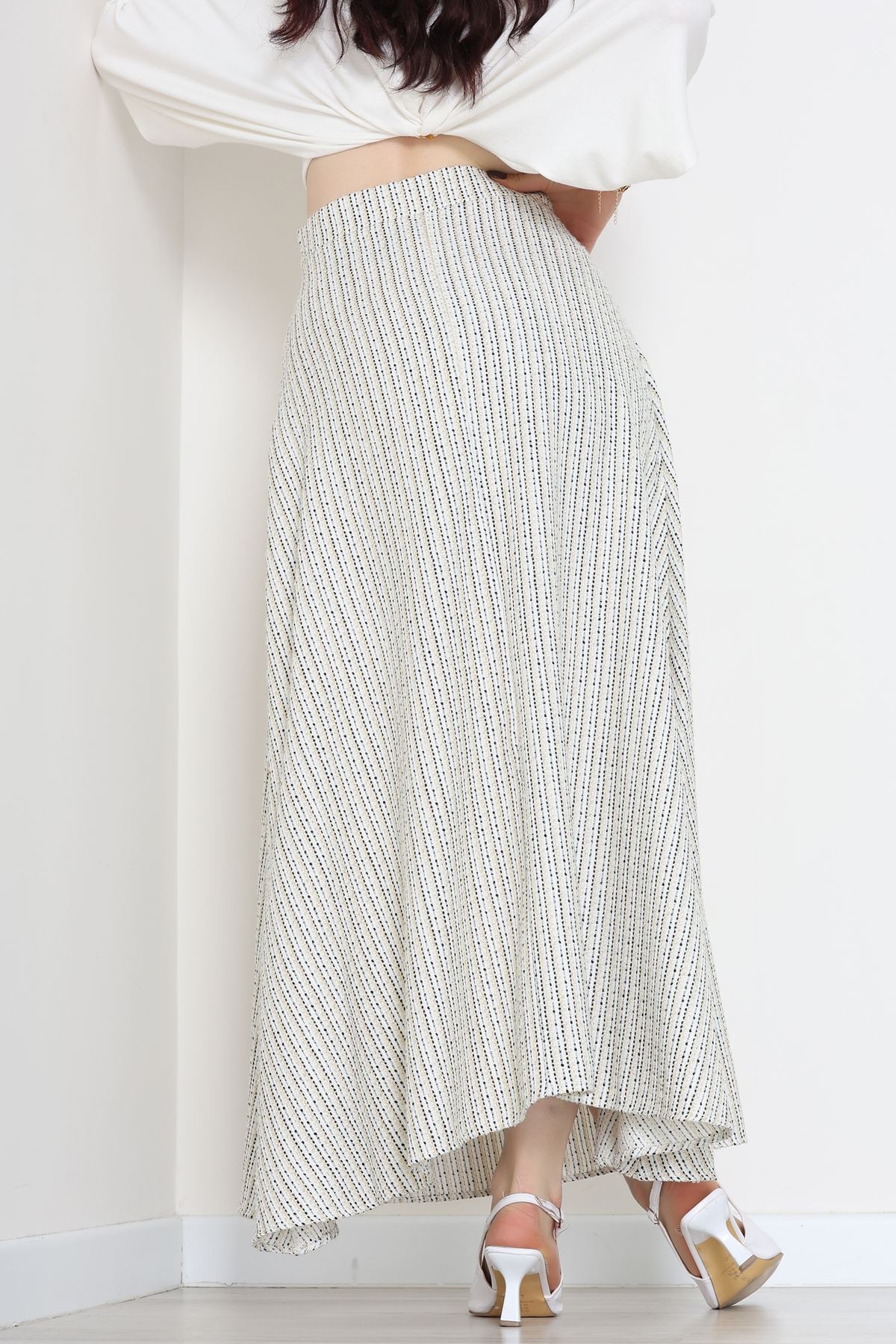 Çizgili Çan Etek Siyah - 60627.2126.