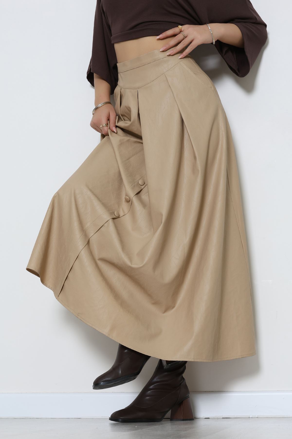 Düğmeli Deri Etek Vizon - 60654.2126.