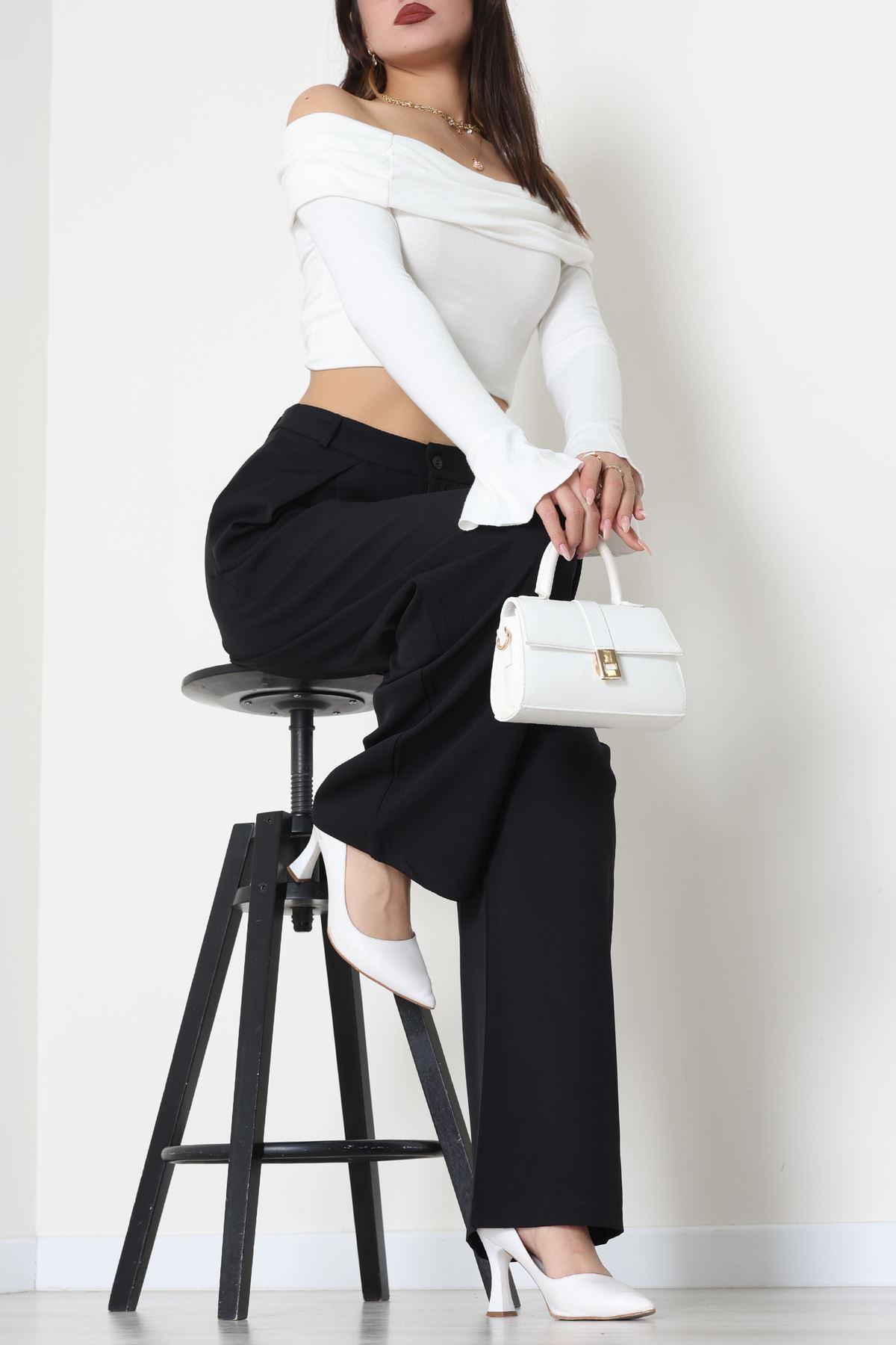 Dabıl Kumaş Pile Detaylı Pantolon Siyah - 51610.683.